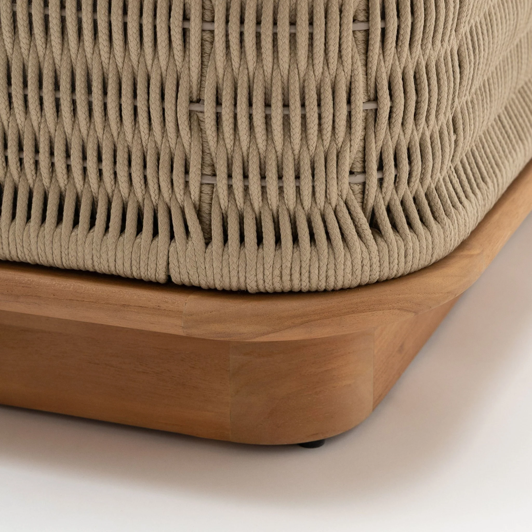 Alder Sofa - Image 16