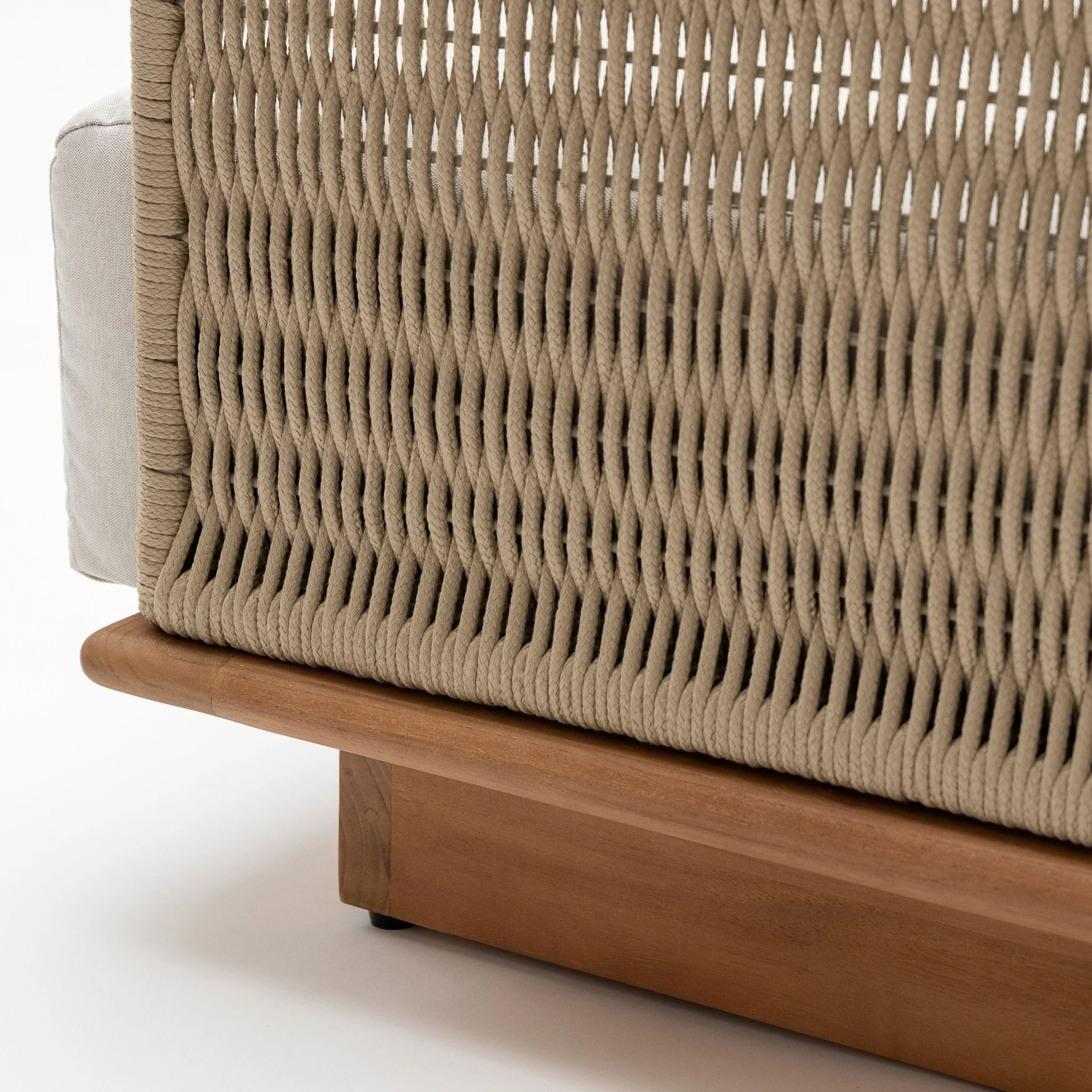 Alder Sofa - Image 17