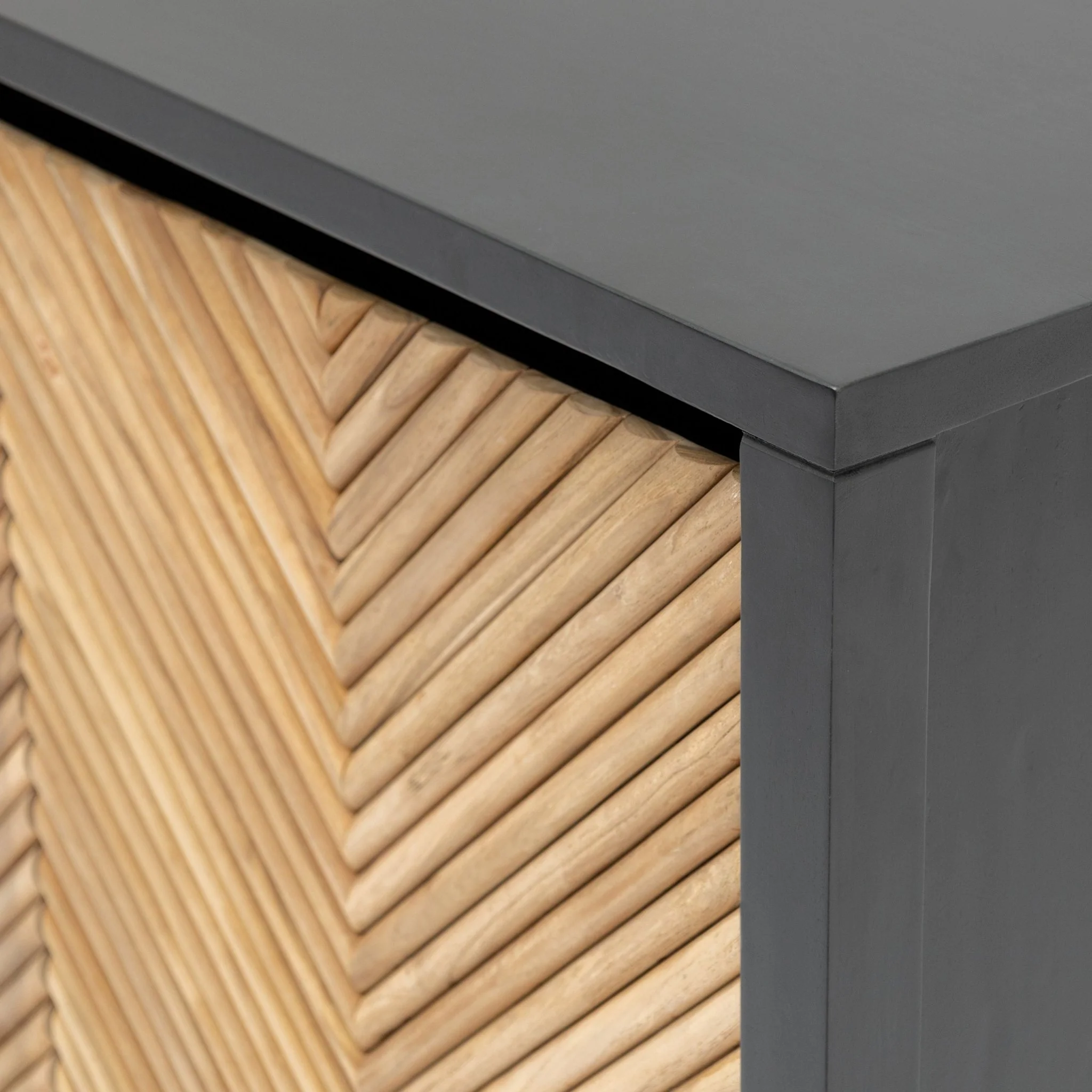 Aspen 4 Door Sideboard - Image 7