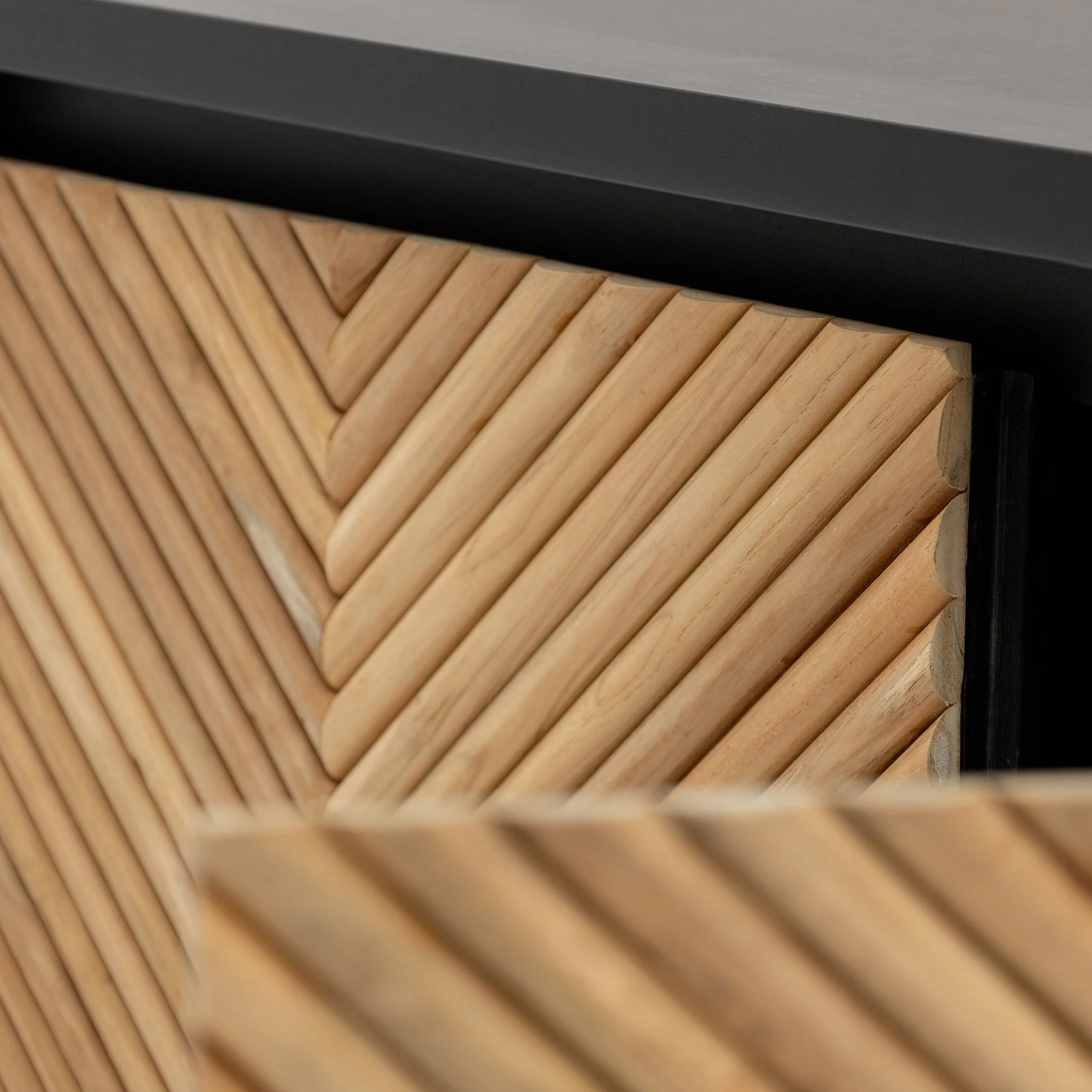 Aspen 4 Door Sideboard - Image 9