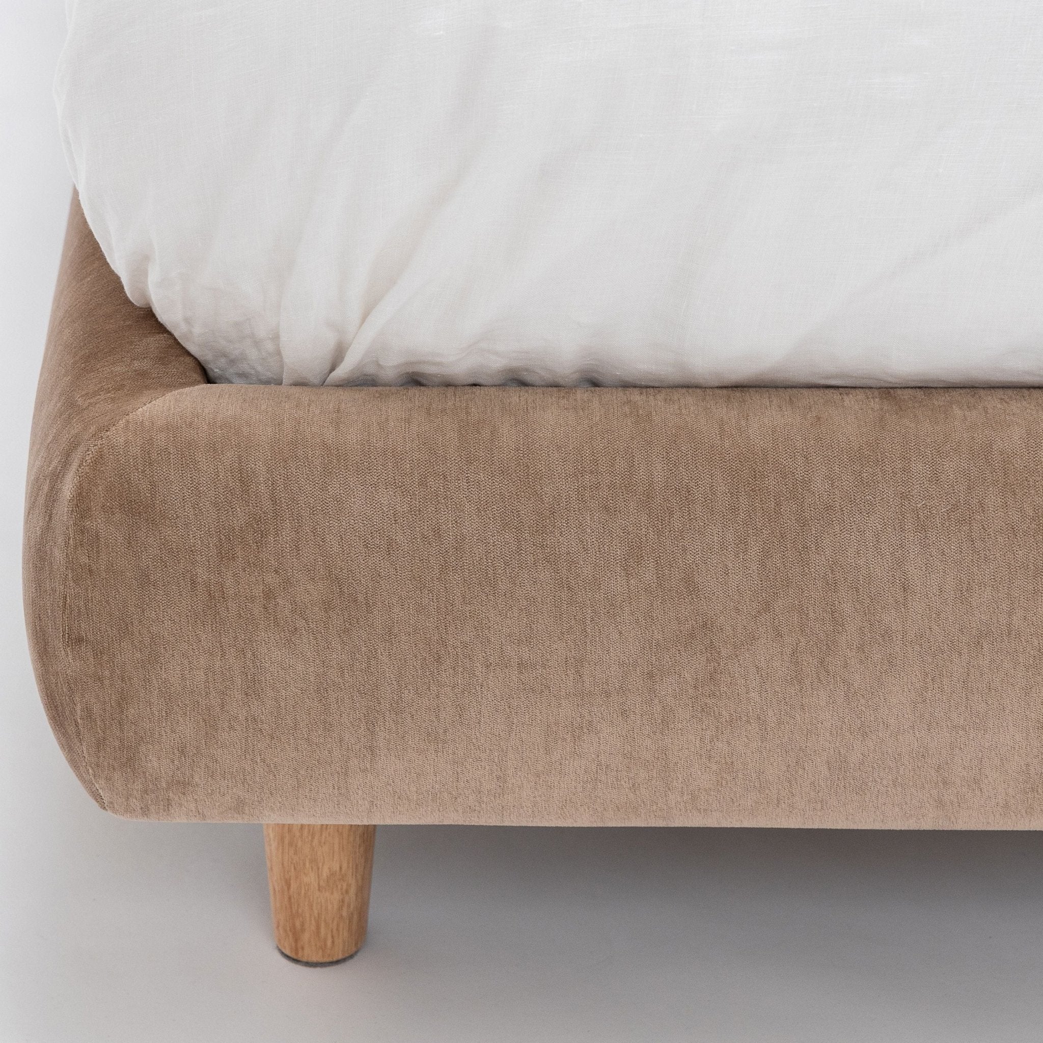 Atlas Standard Bed - Rattan - Image 10