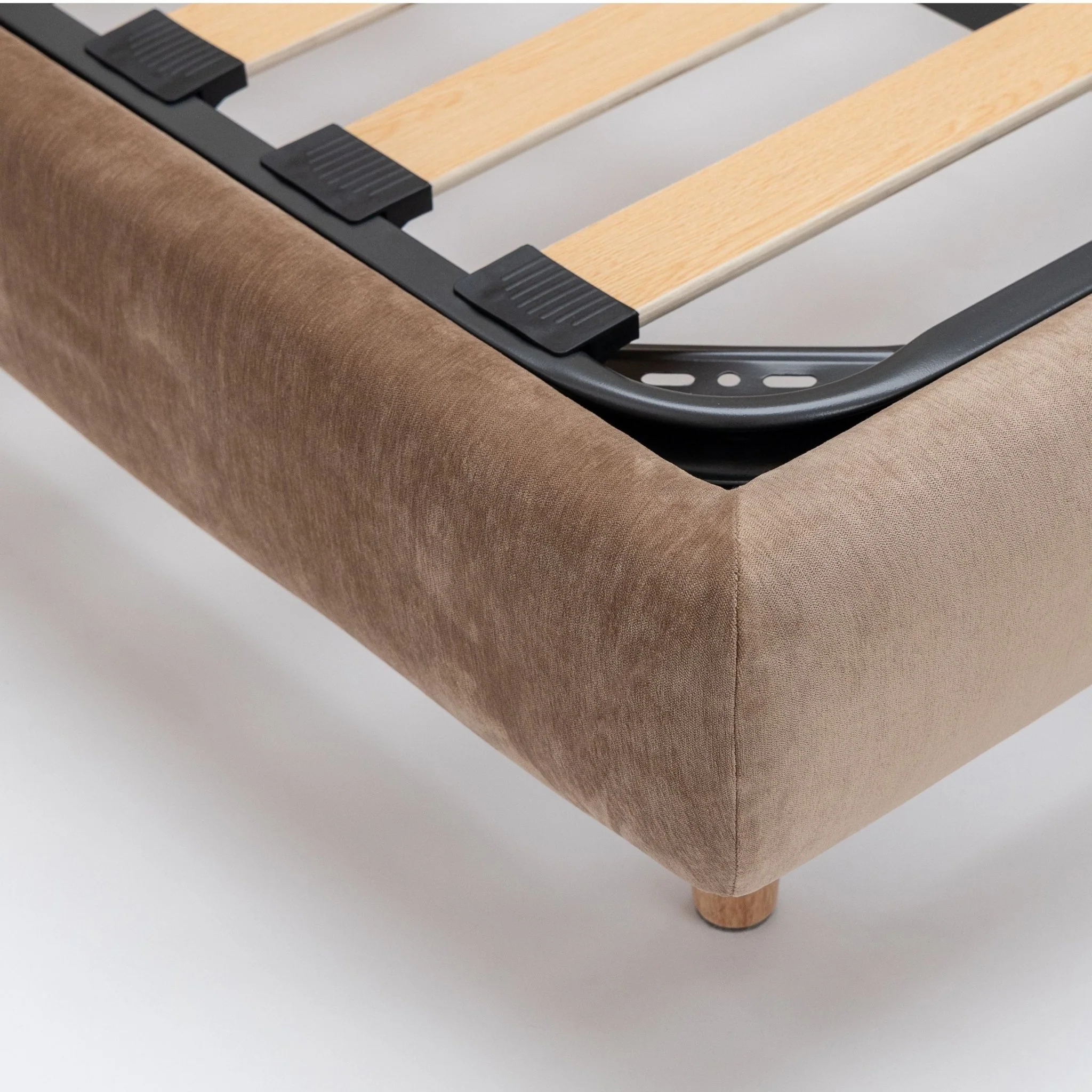 Atlas Standard Bed - Rattan - Image 15