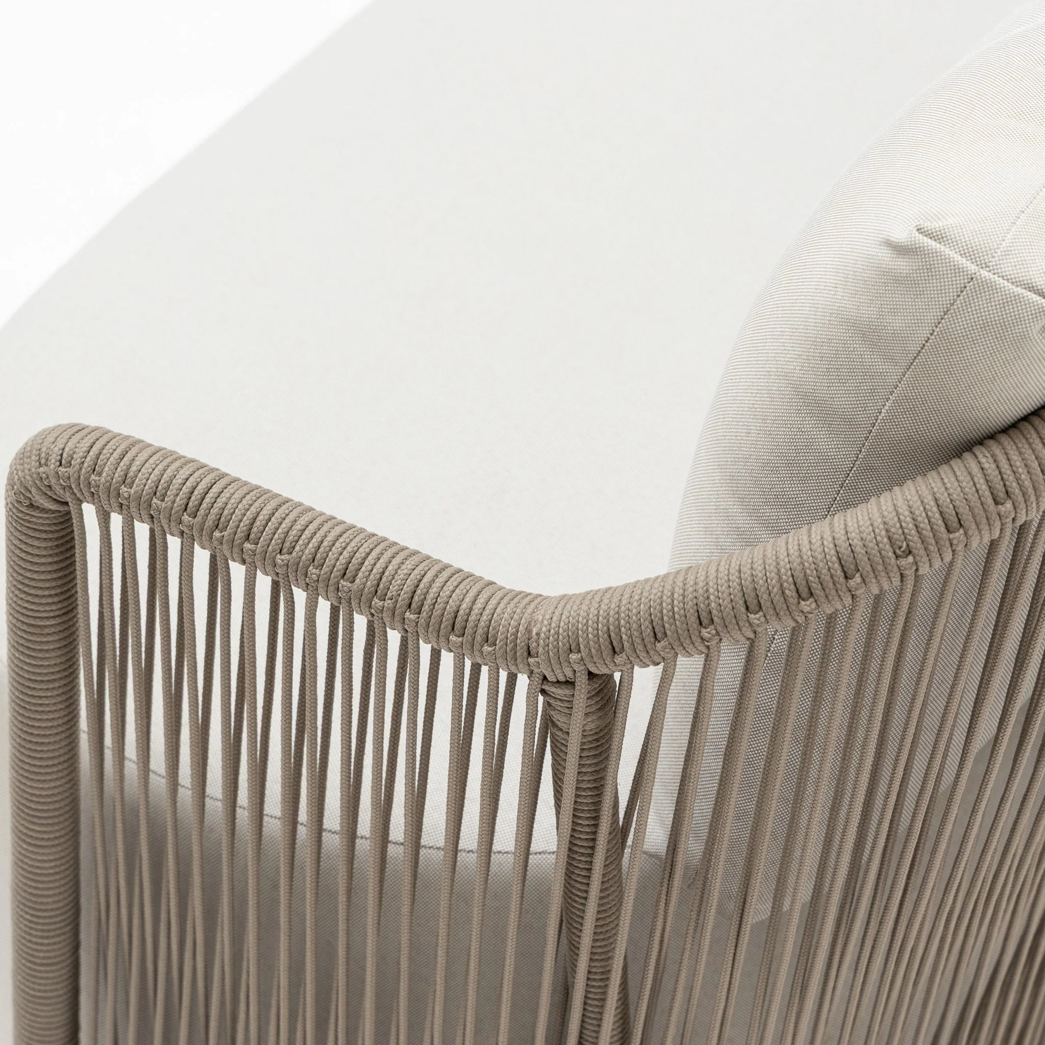 Bayne Sofa - Image 6