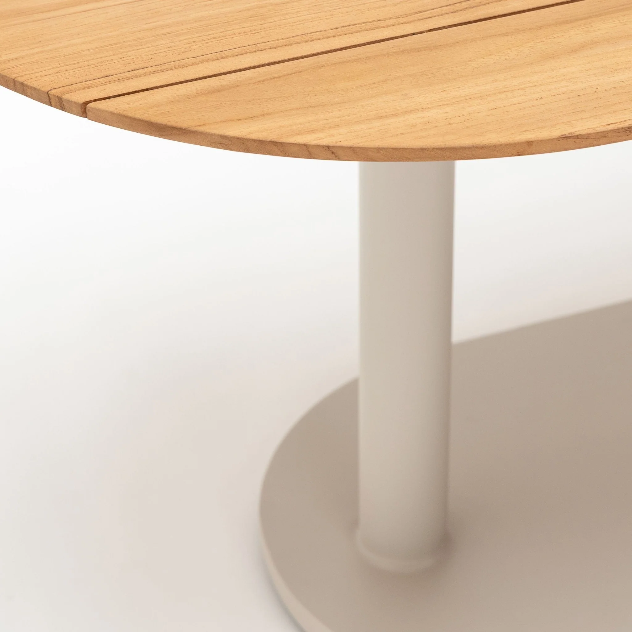 Bayne Dining Table - Image 4