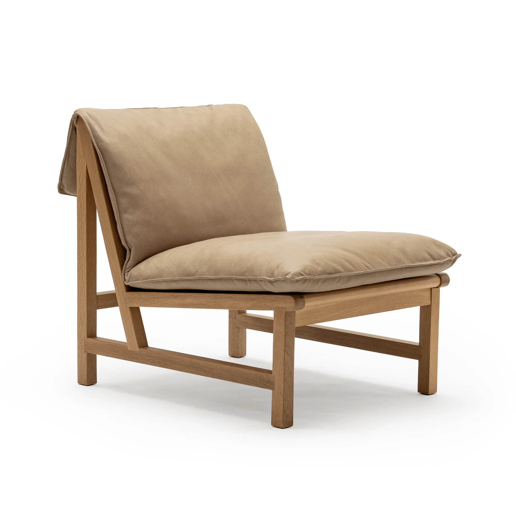 Cantaloupe Chair - Light Oak & Arena Leather