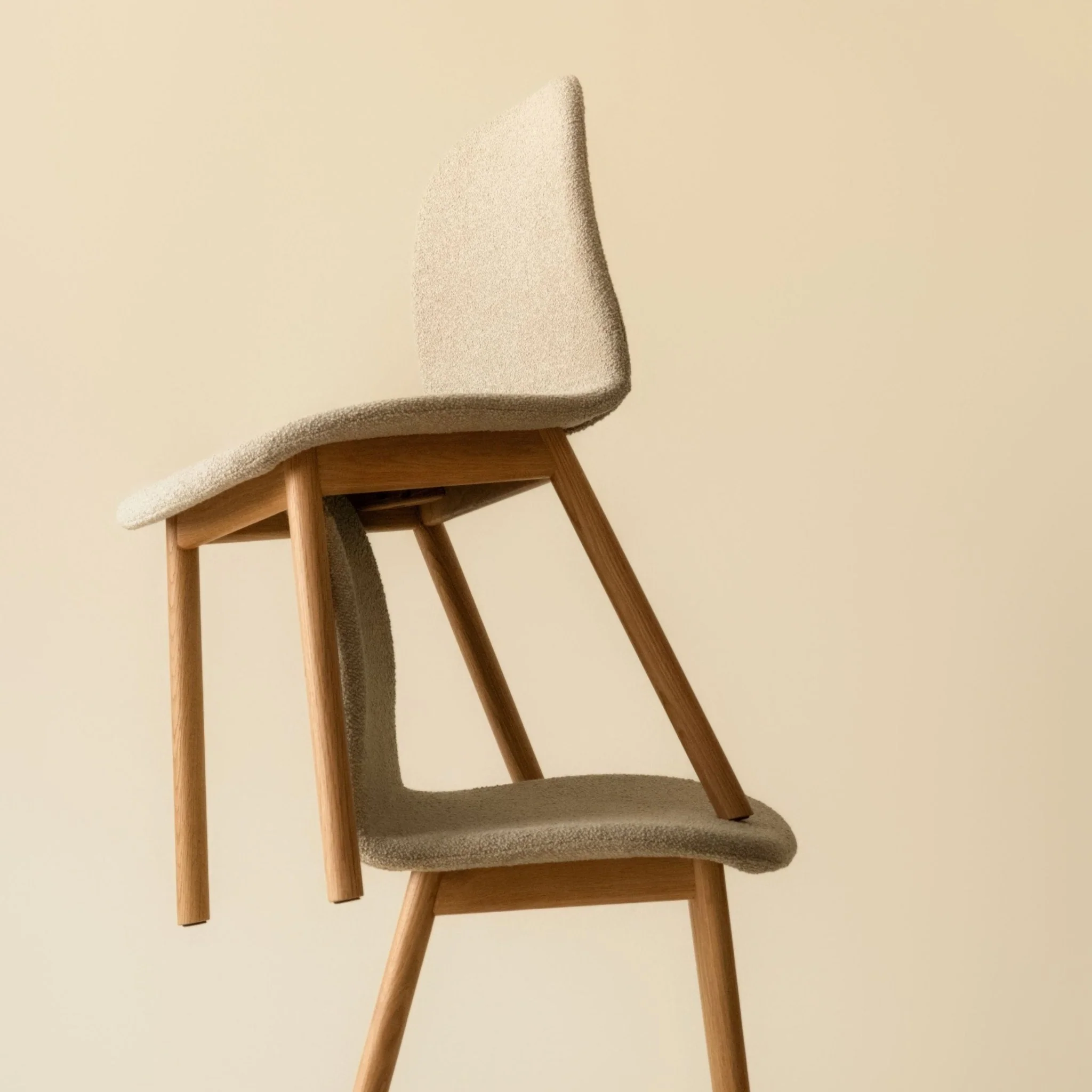 Com Chair - Light Oak & Fleece Fawn - Image 2