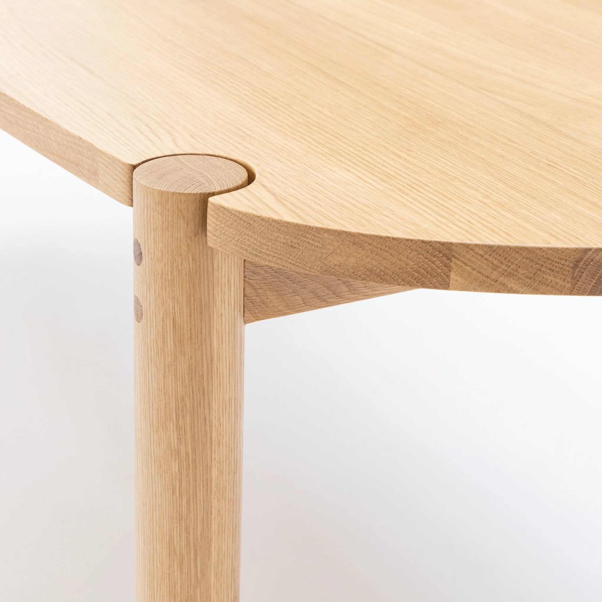 Cove Oval Dining Table - Light Oak - Image 9