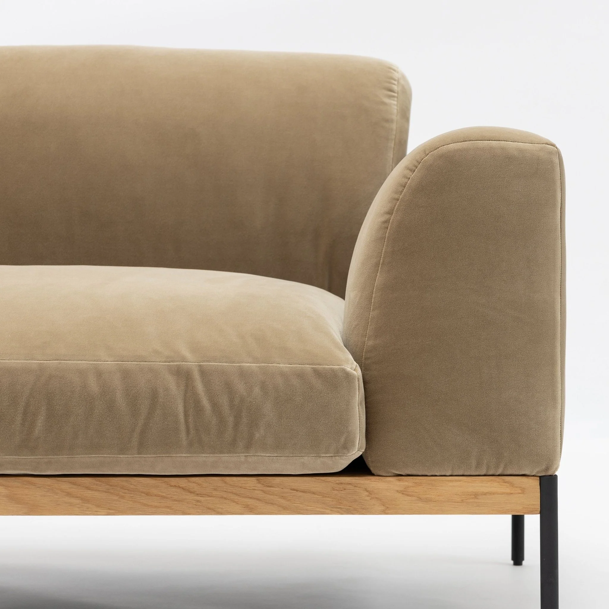 Department 235 Sofa - Oak & Conte Oyster - Image 8