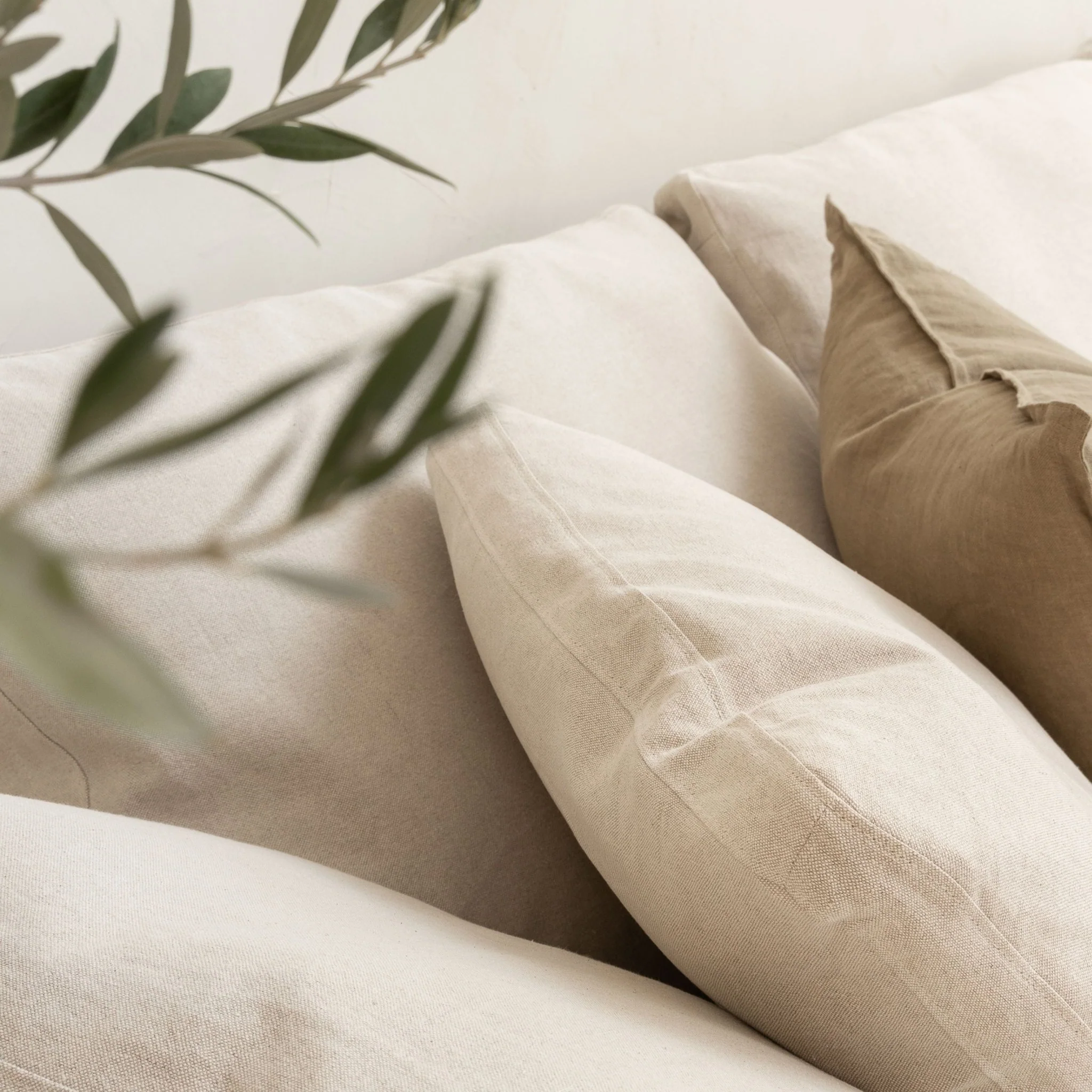 Feather Cloud Daybed Sofa - Natural - Image 8