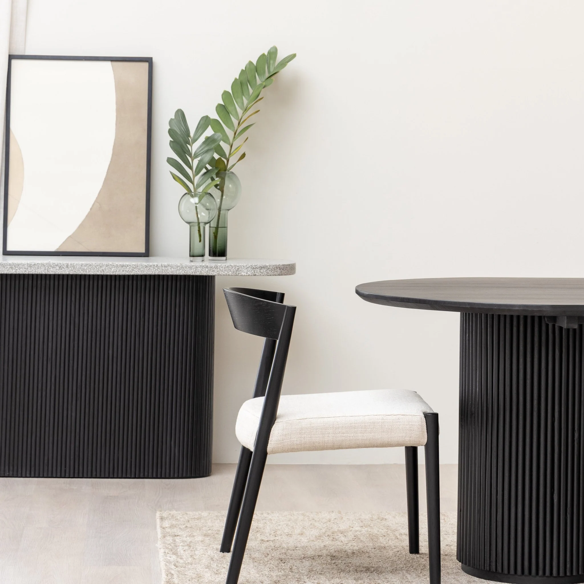 Gion Console 140 - Black & Warm Grey - Image 8