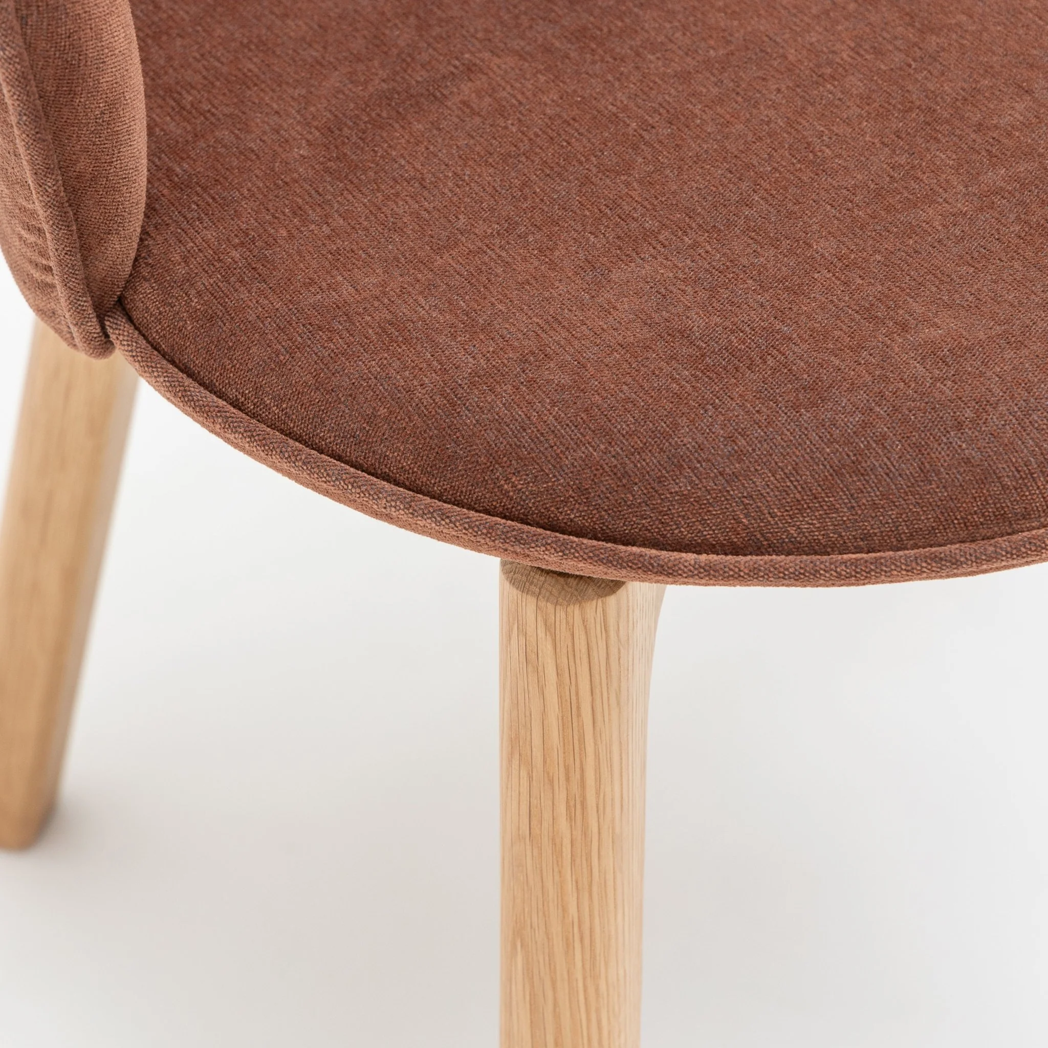 Glide Chair  - Light Oak & Russet - Image 5