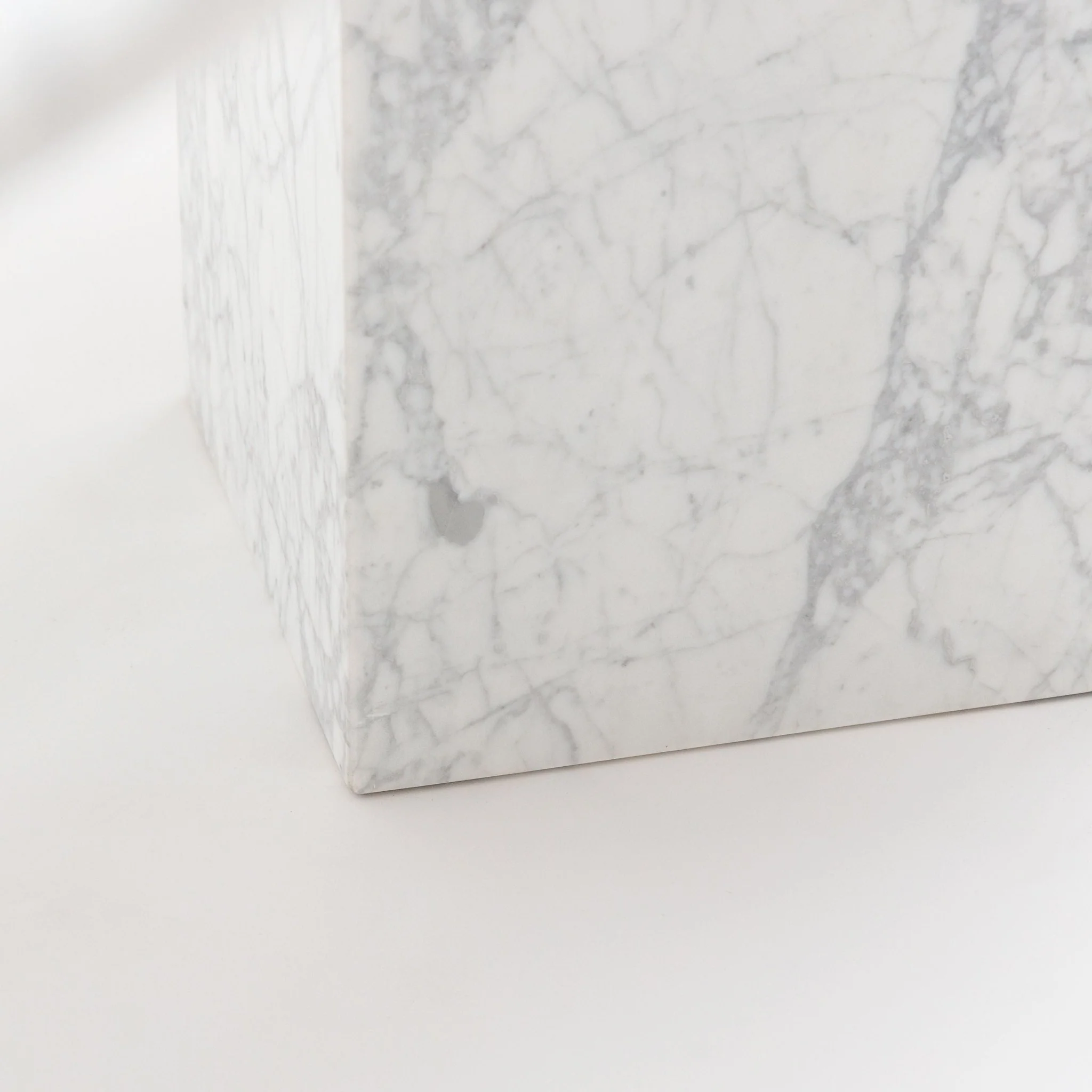 Haven Dining Table - Image 9