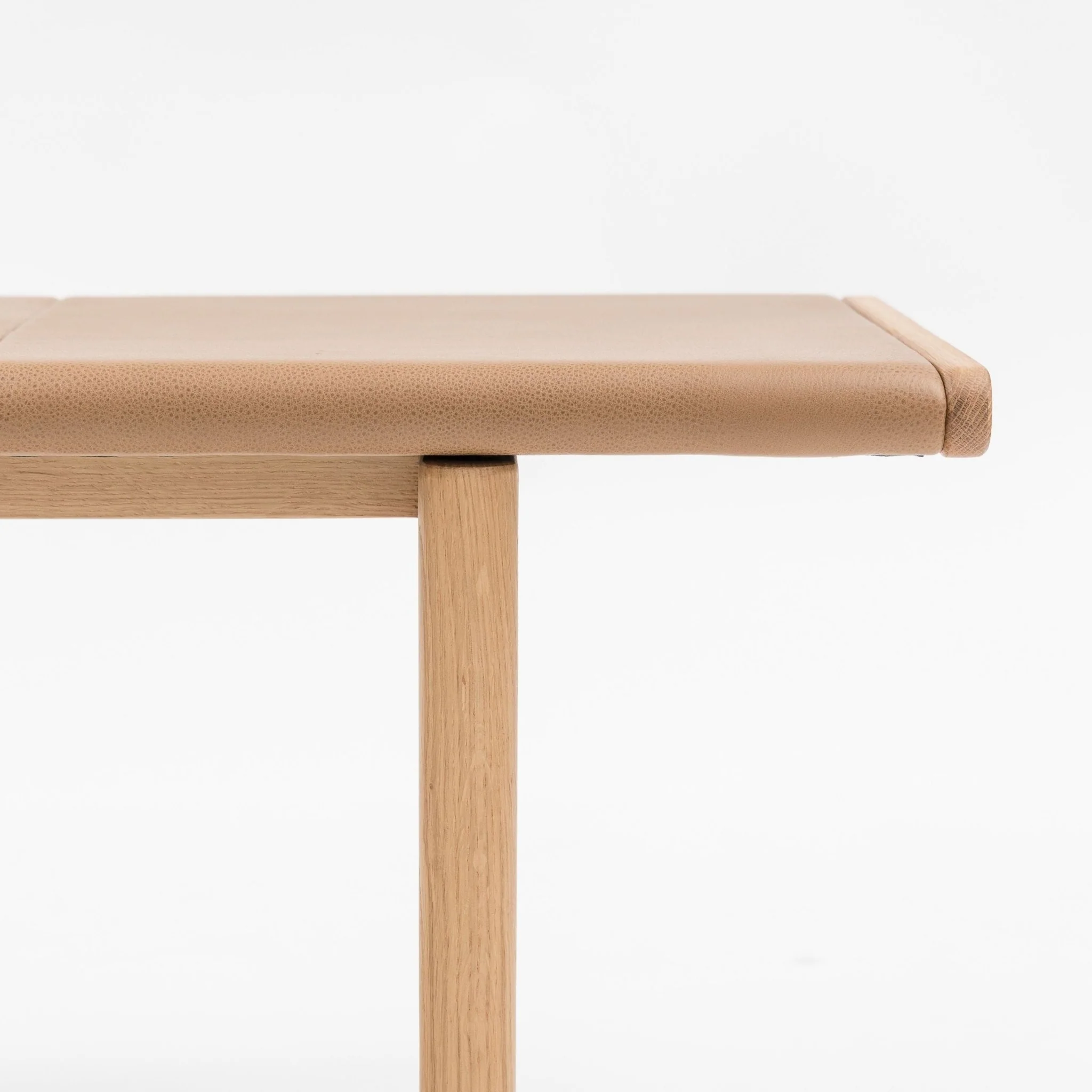 Hover Bench - Light Oak & Pecan Leather - Image 9
