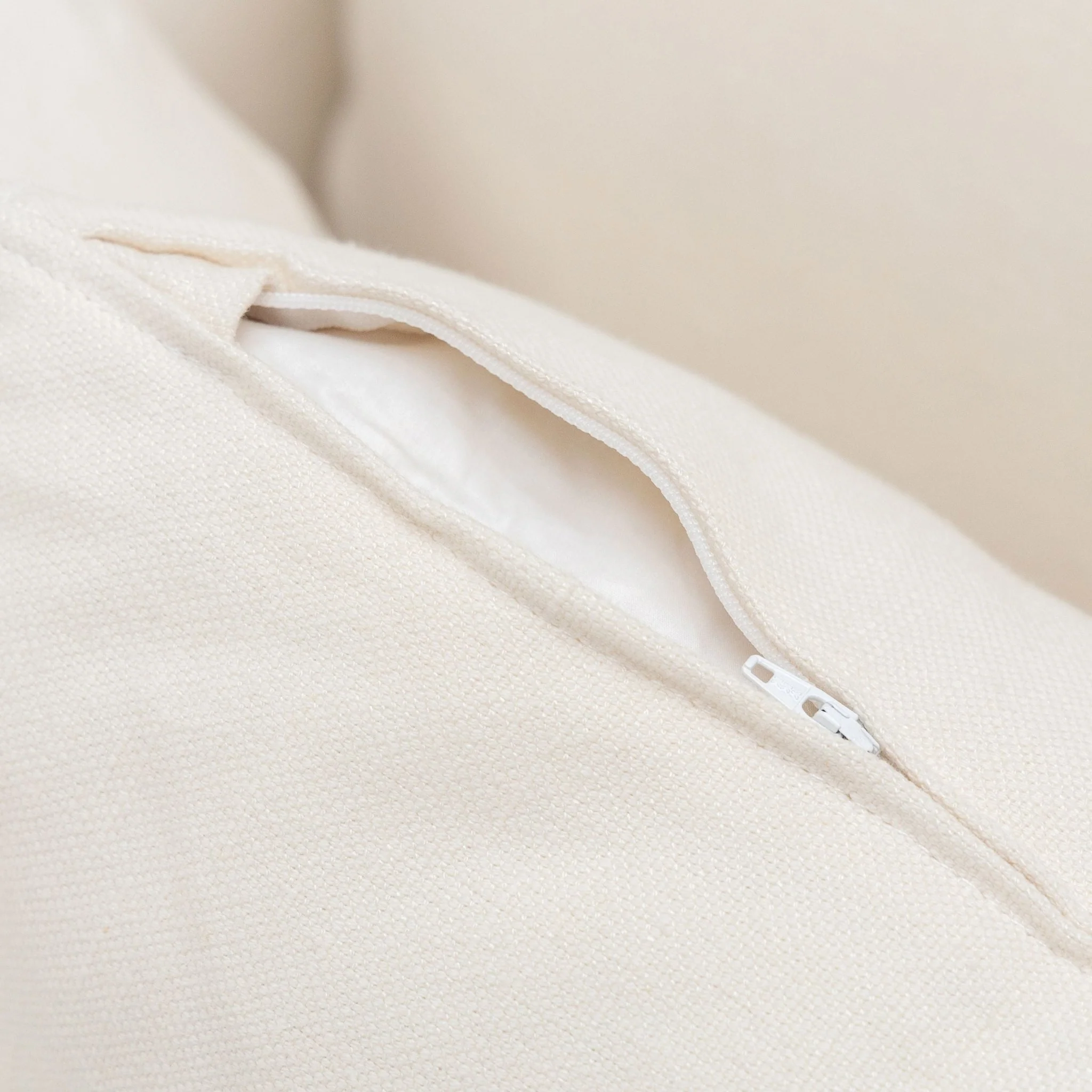 Island Plus 250 Sofa - Summer Ivory - Image 12