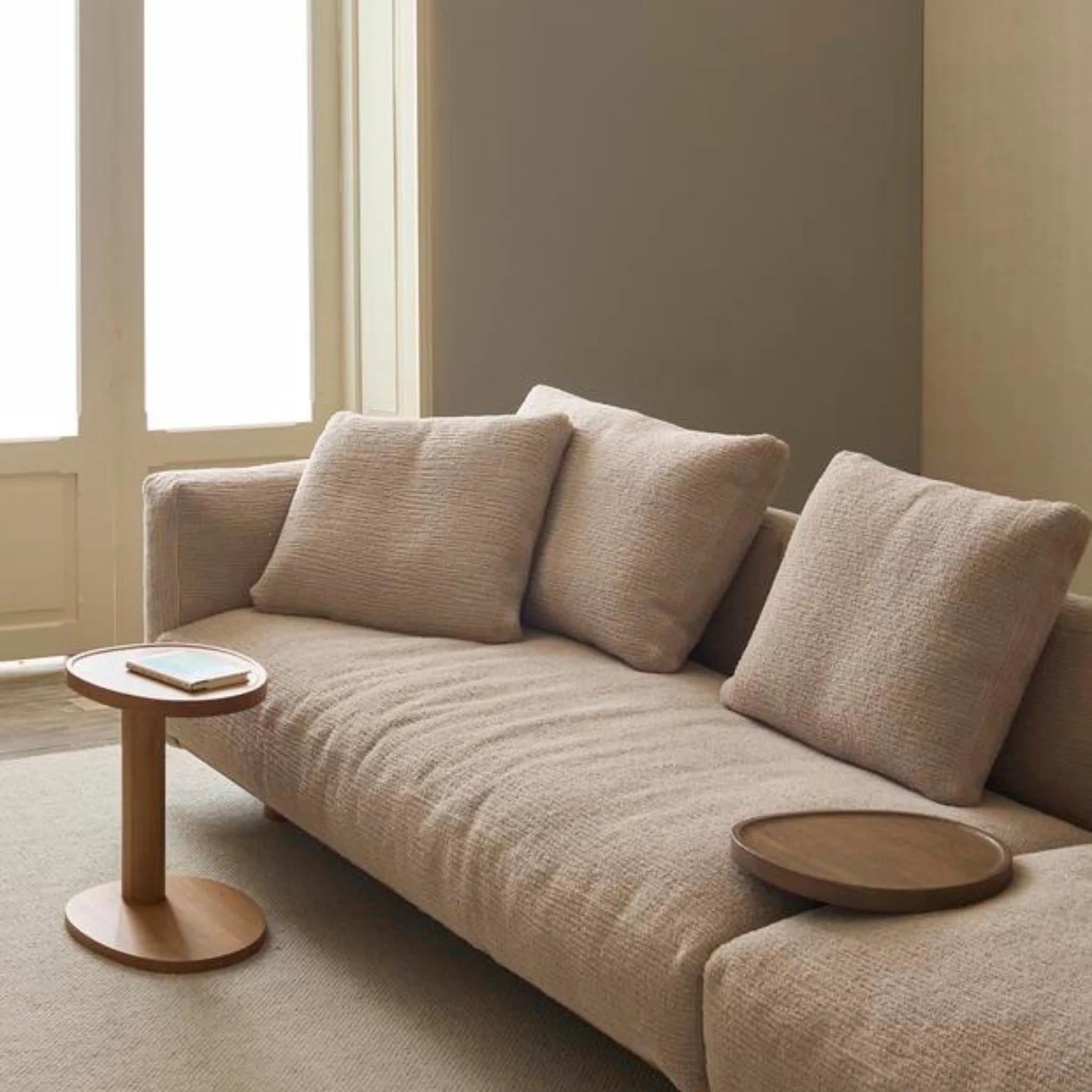 Islet Side Table - Light Oak - Image 6