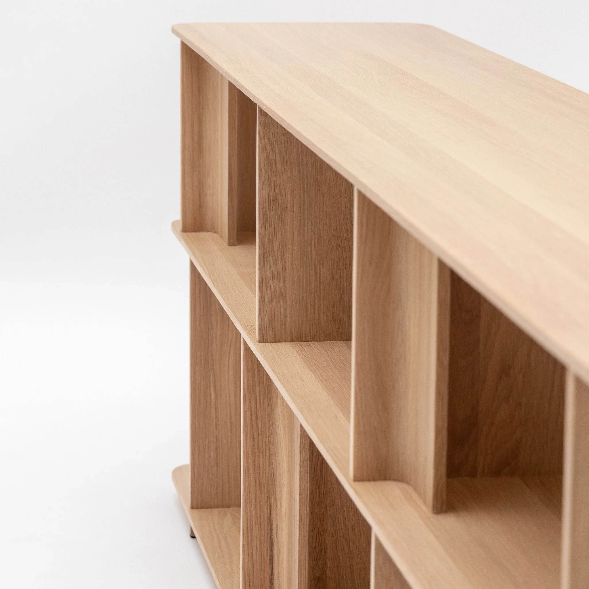 Jaunt Shelf Low - Blonde Oak - Image 9