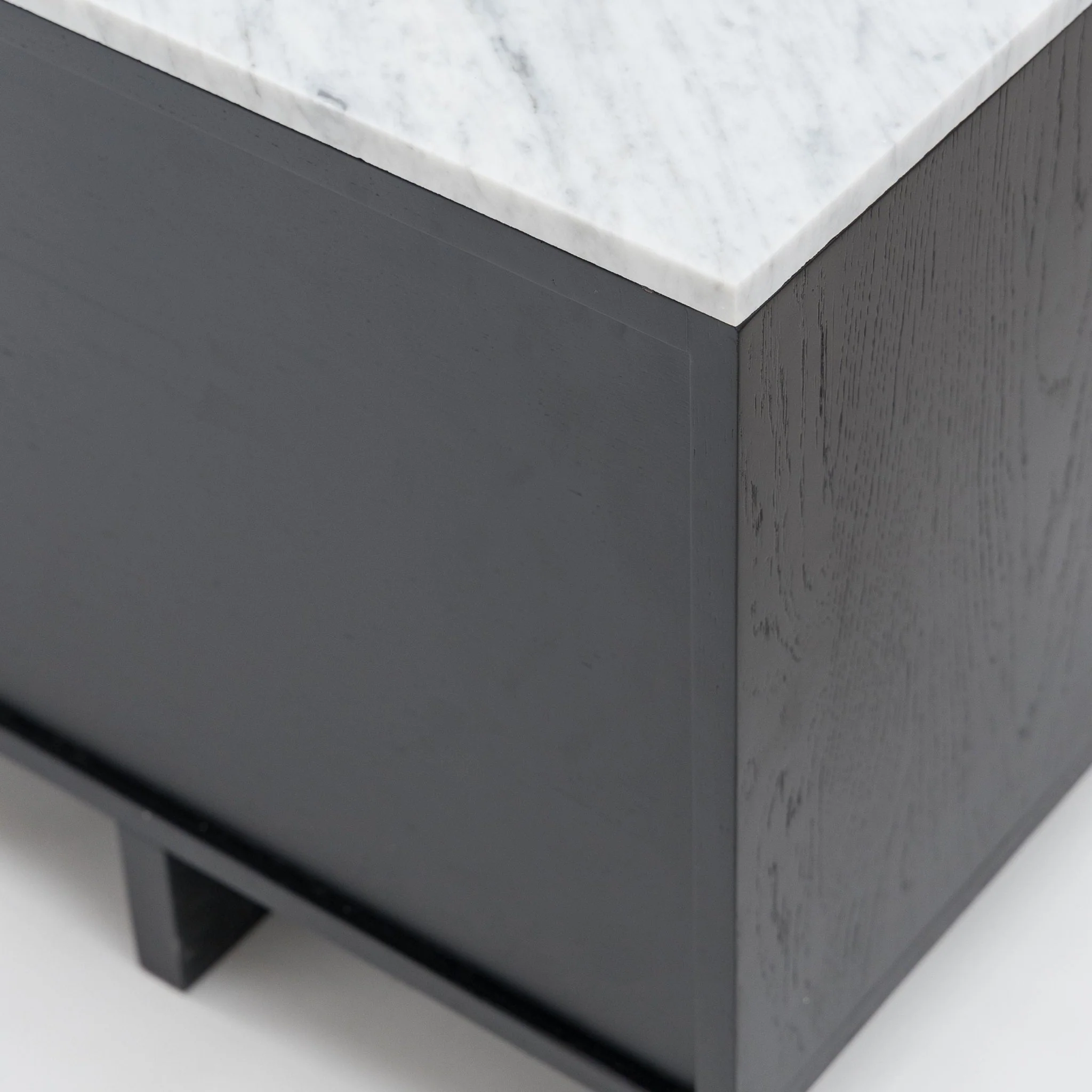 Kami 220 Entertainment Unit - Black Oak & Bianca Carrara - Image 15