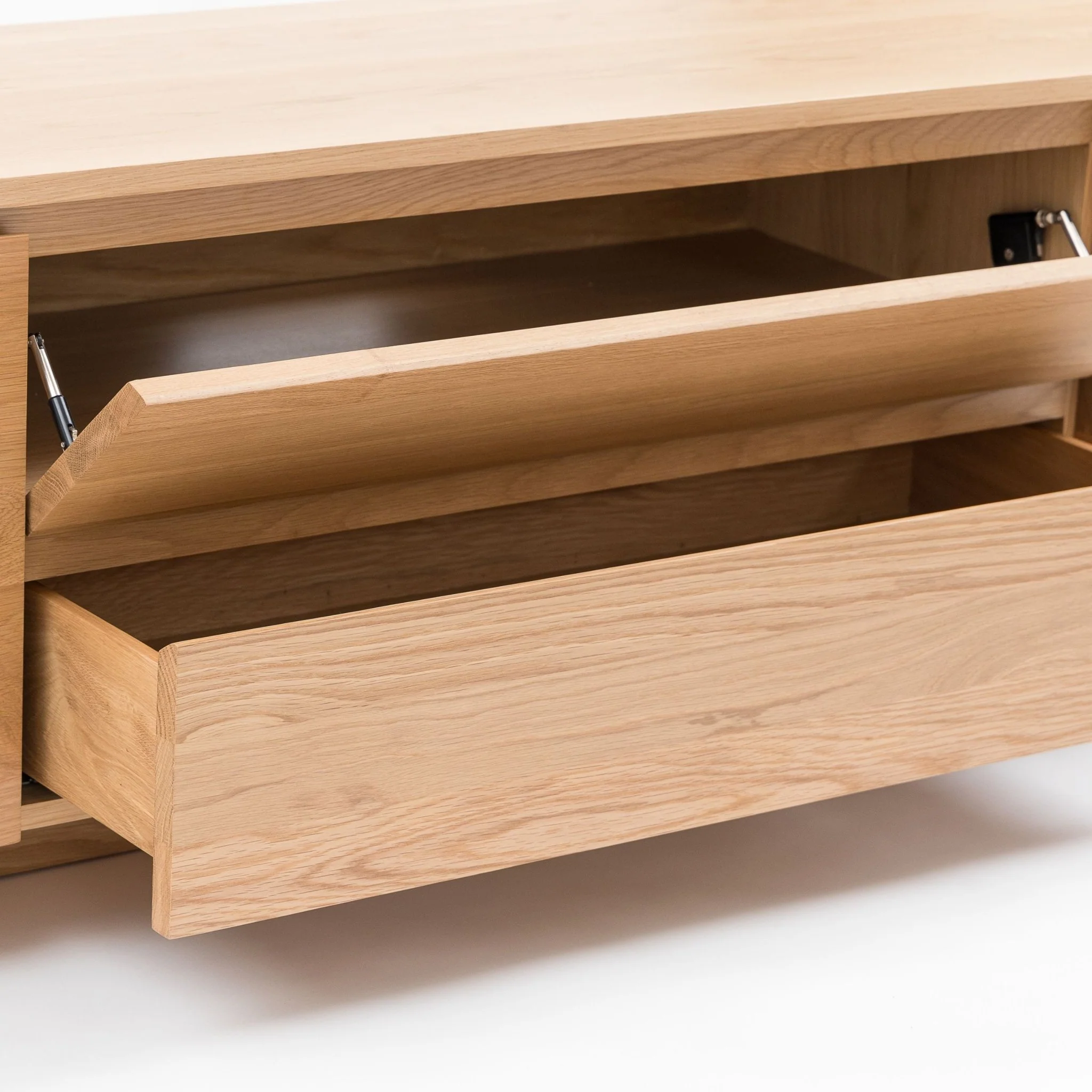 Kami 220 Entertainment Unit - Light Oak - Image 9