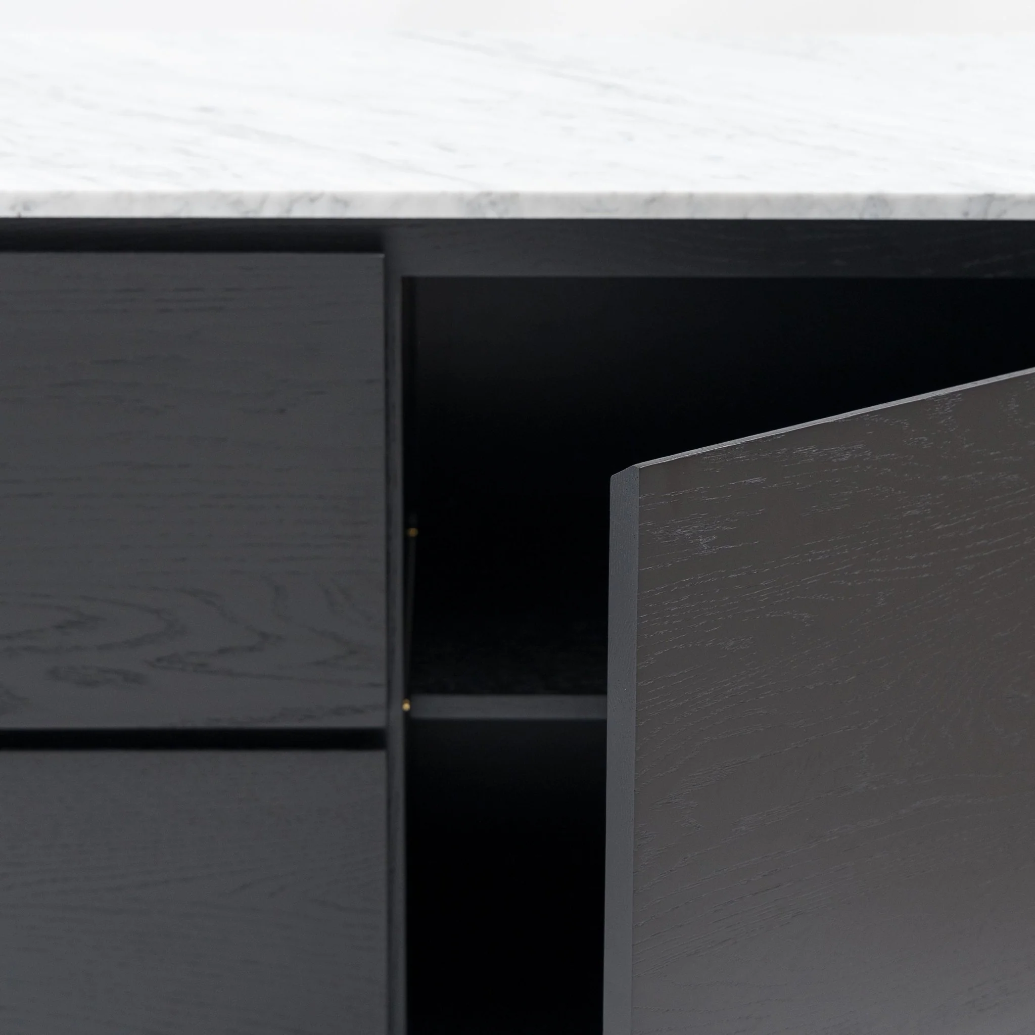 Kami 220 Sideboard - Black Oak & Bianca Carrara - Image 12