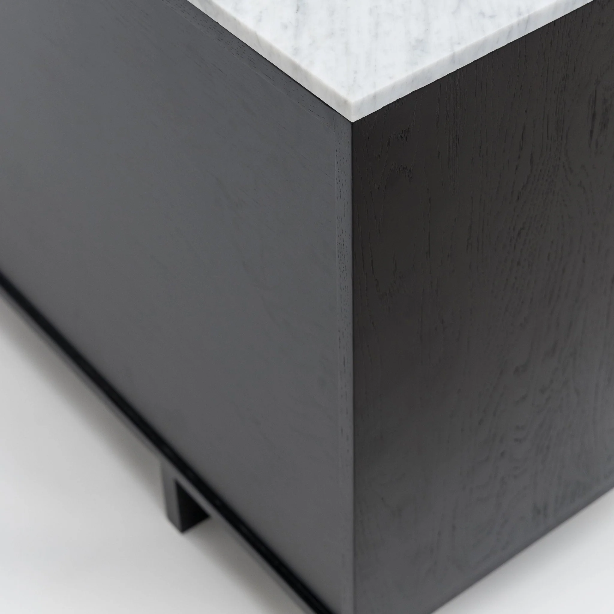 Kami 220 Sideboard - Black Oak & Bianca Carrara - Image 15