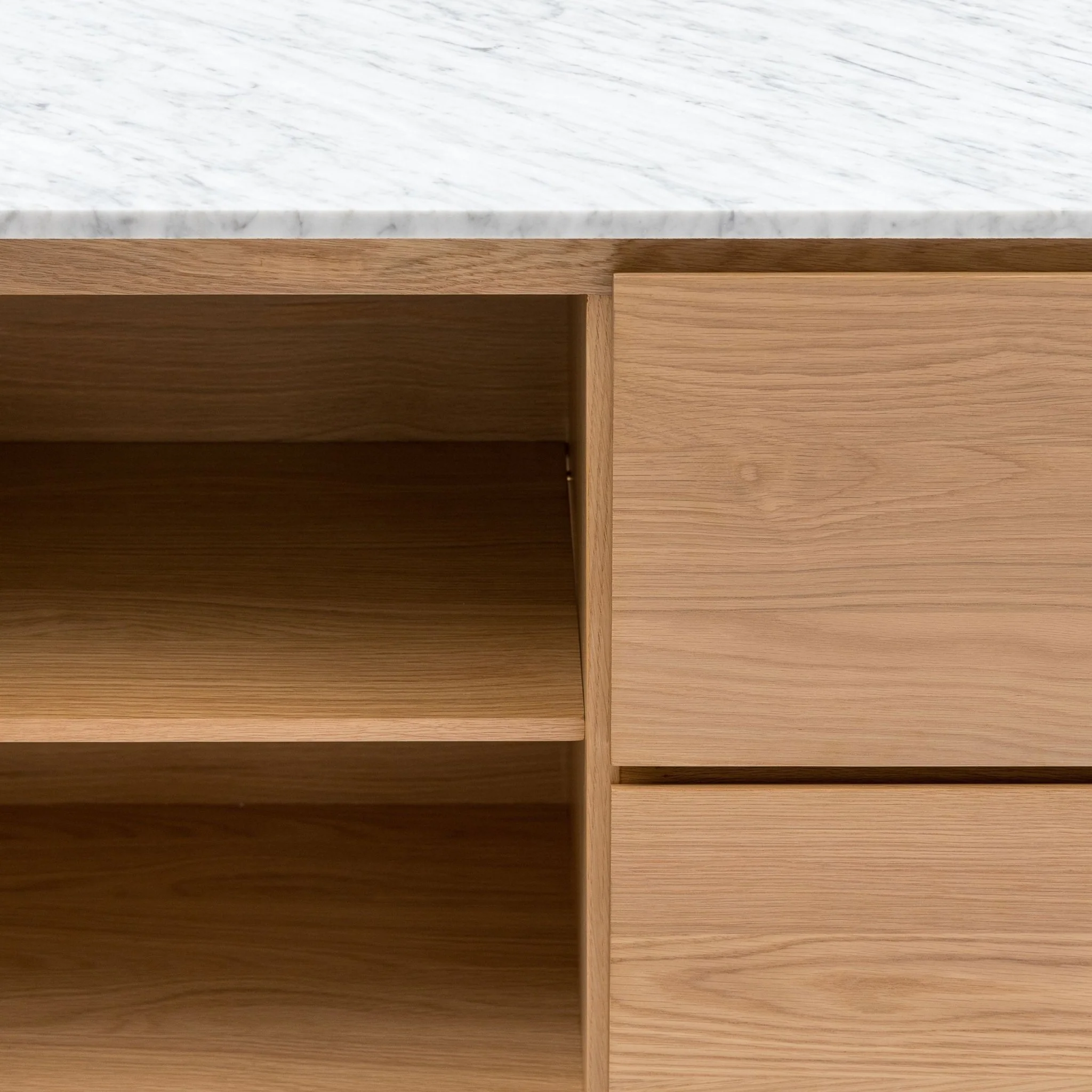 Kami 220 Sideboard - Light Oak & Bianca Carrara - Image 5