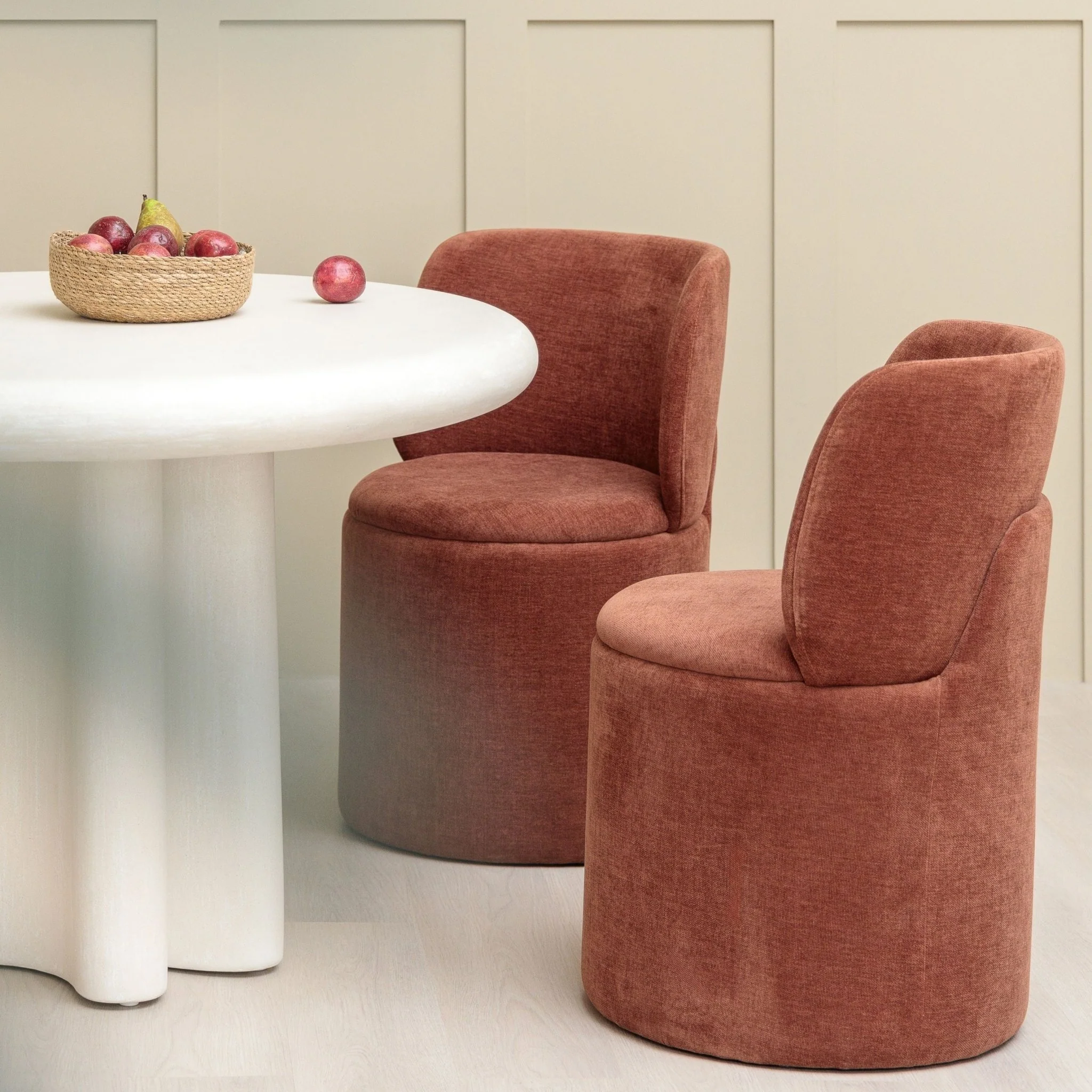 Kaolin Dining Table - Image 9