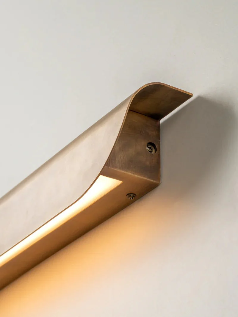Kori Aged Brass Wall Light - Image 5