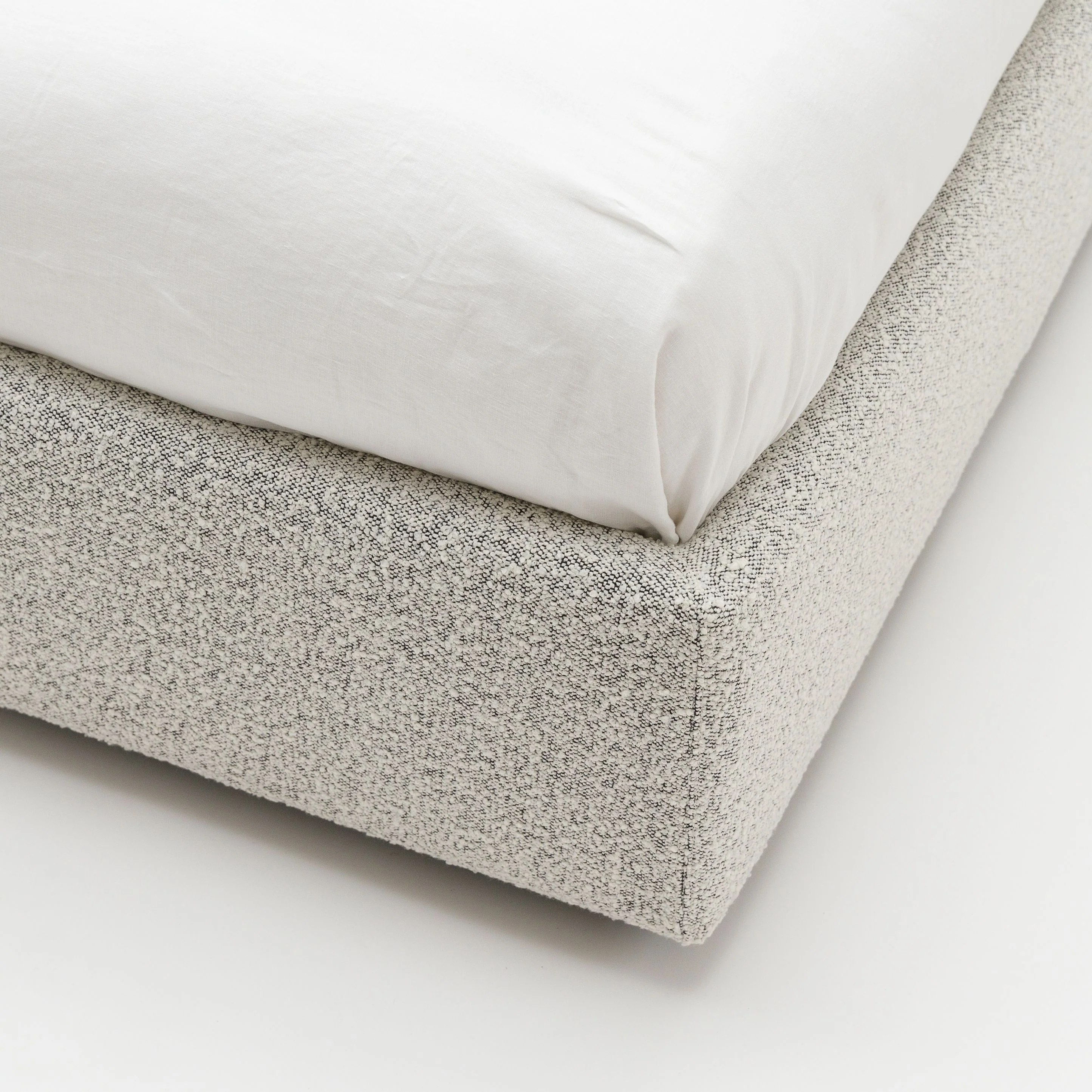 Lorenzo Bed With Storage - Salt & Pepper - Image 18