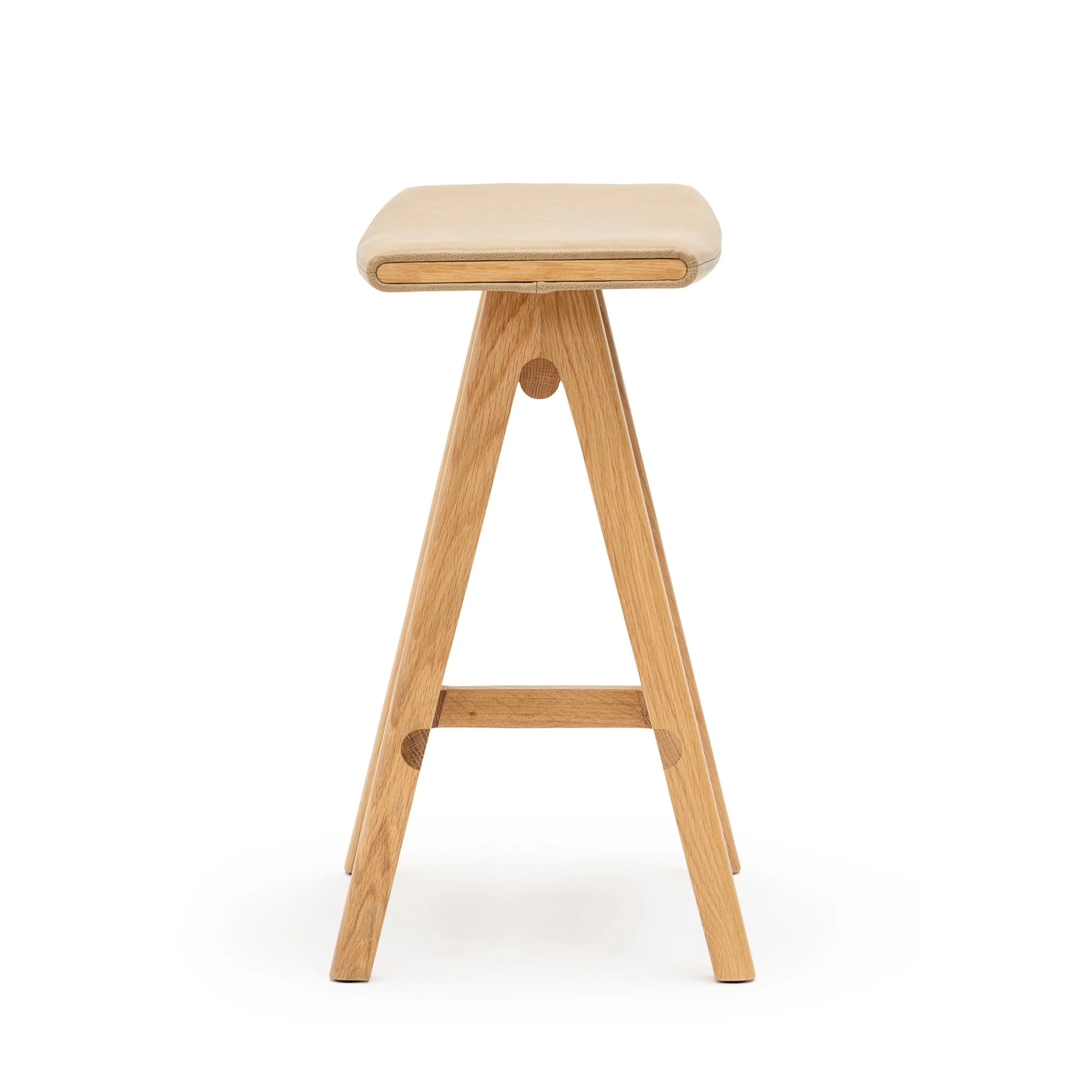 MA Counter Stool - Light Oak & Arena Leather - Image 3