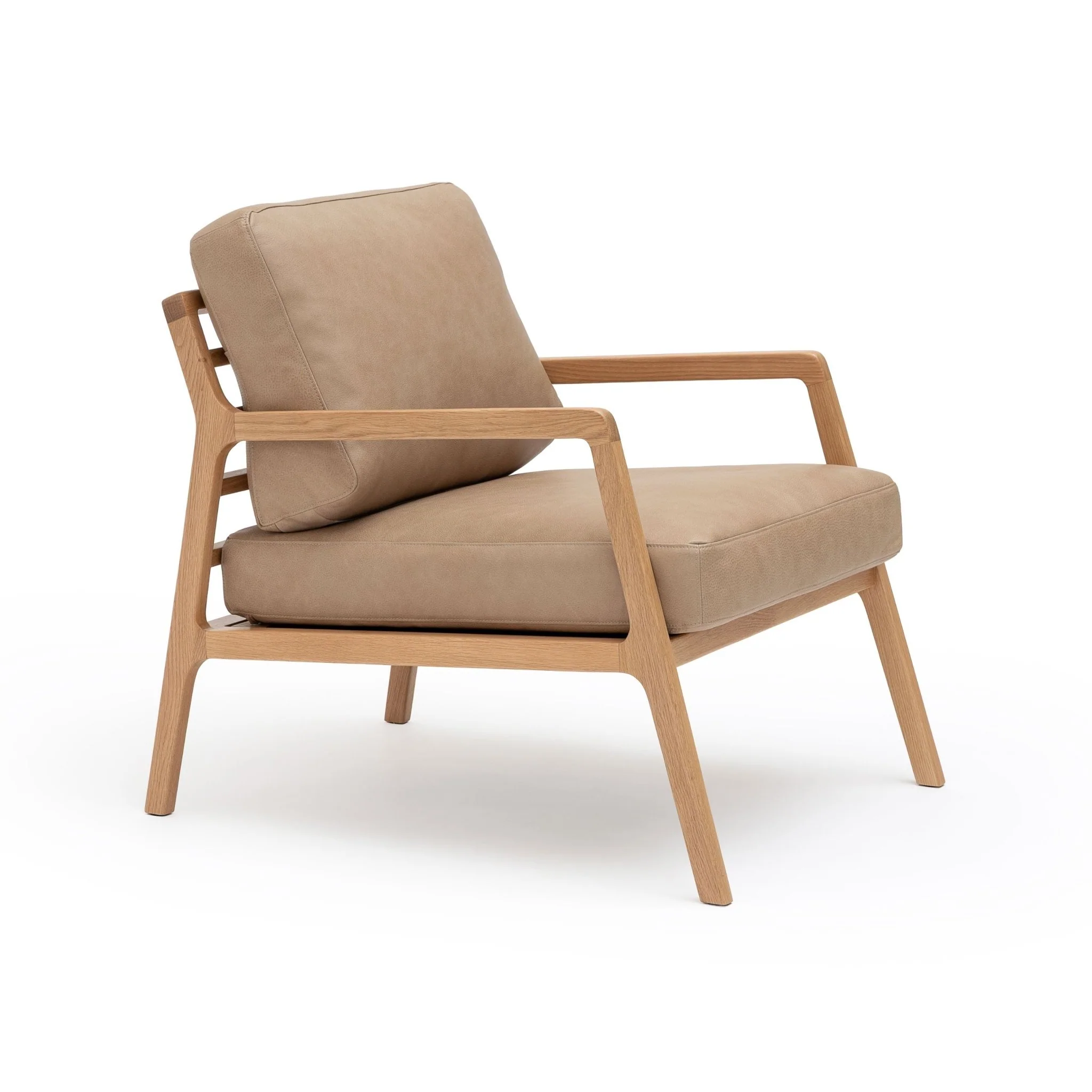 Nysse Armchair - Light Oak & Desert