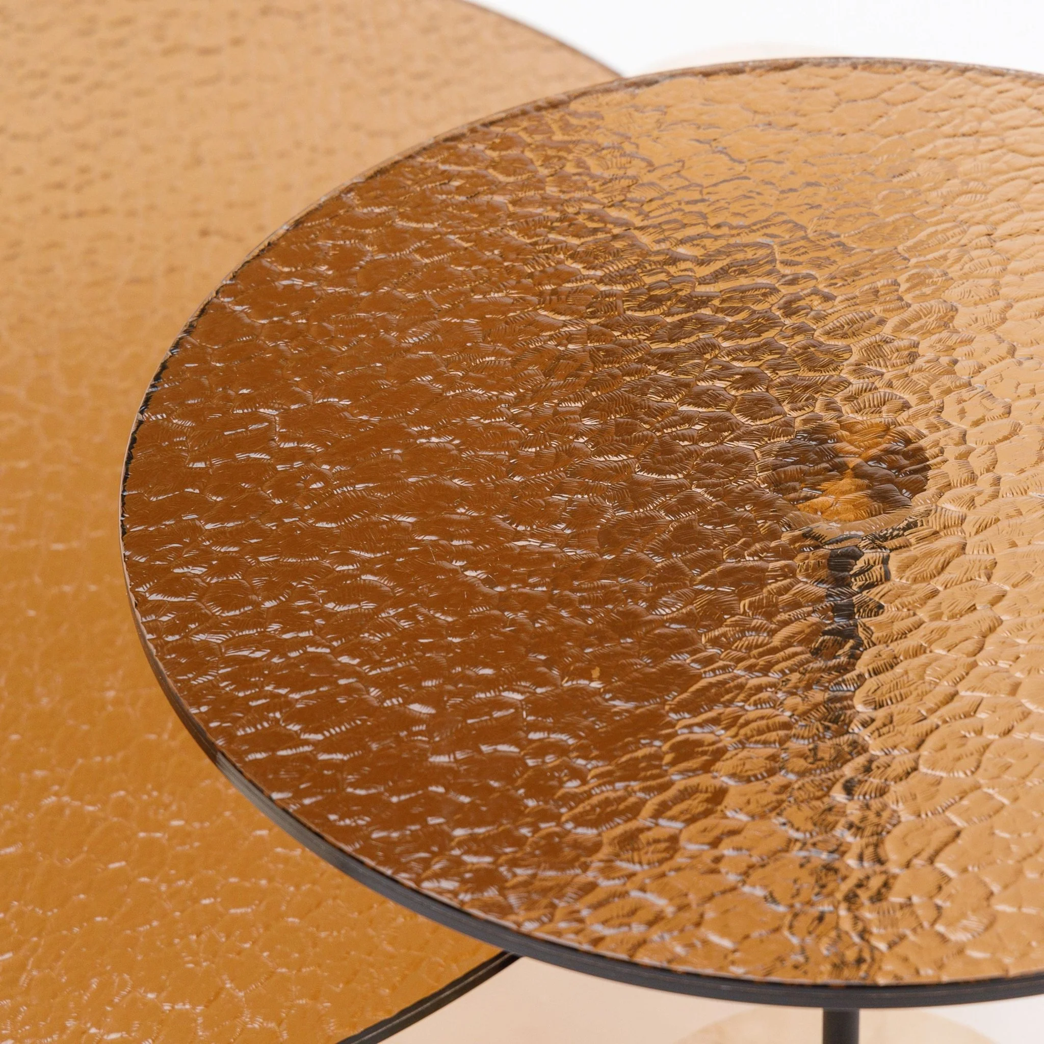 Onda Side Table - Image 11