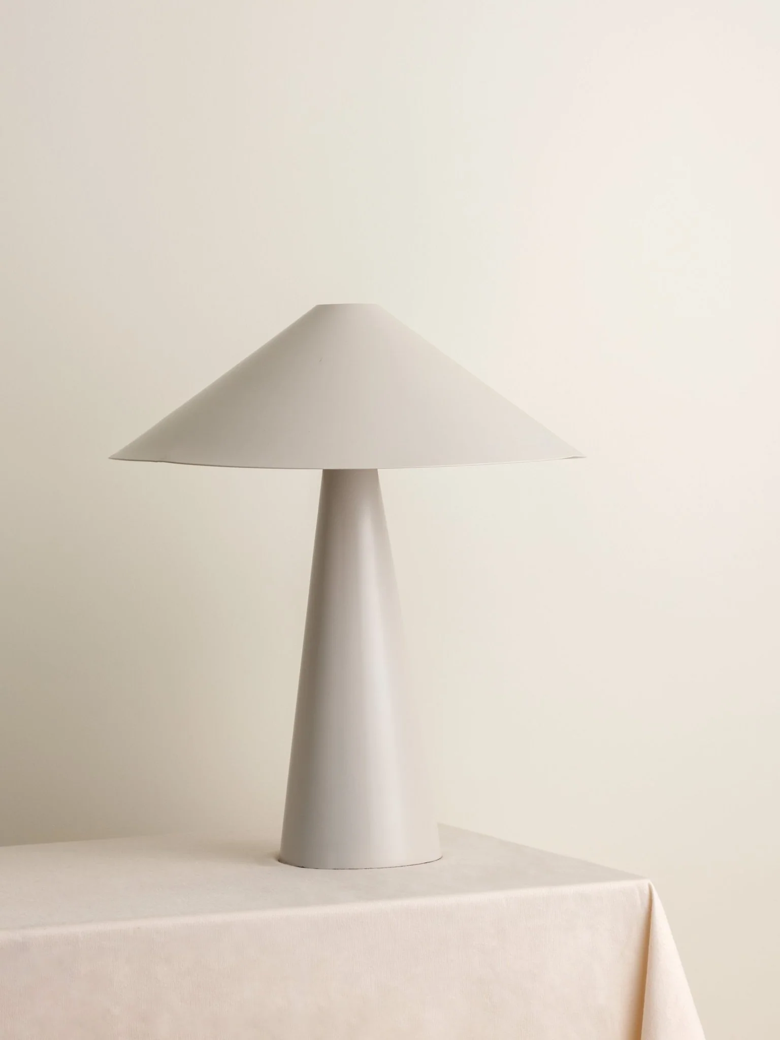 Orta - 1 Light Warm White Table Lamp