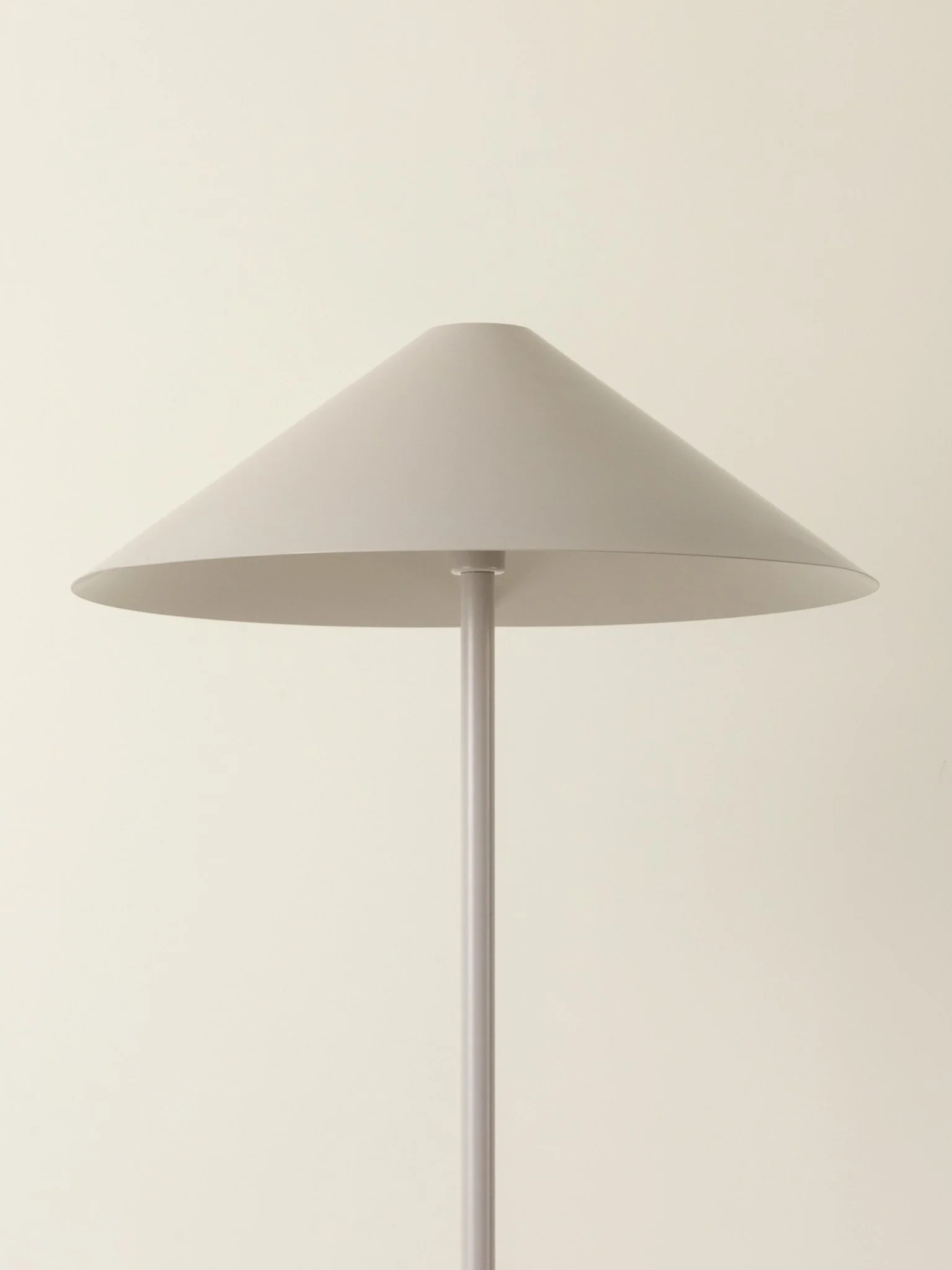 Orta - 1 Light Warm White Floor Lamp - Image 3