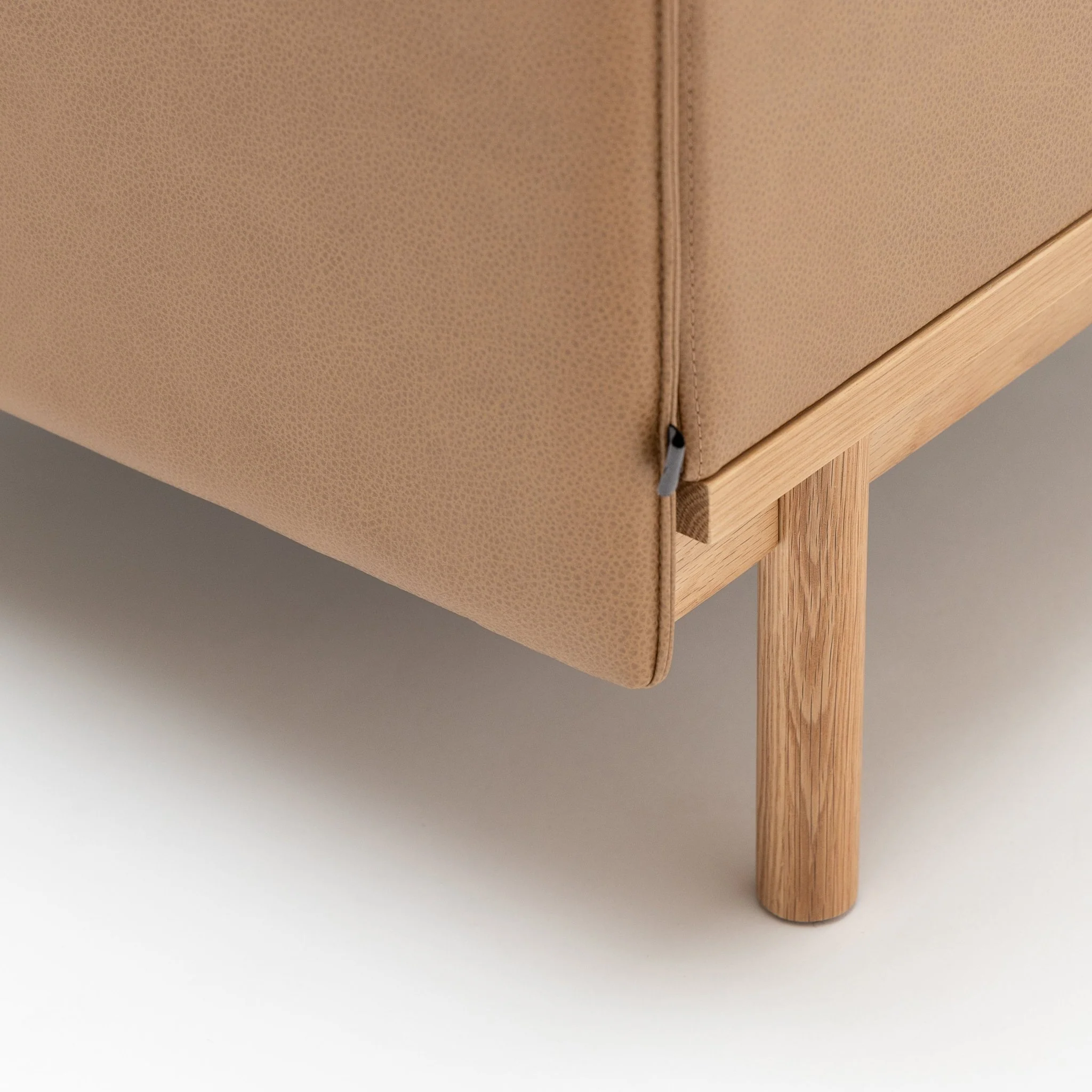 Pensive Chair - Light Oak & Pecan Leather - Image 8