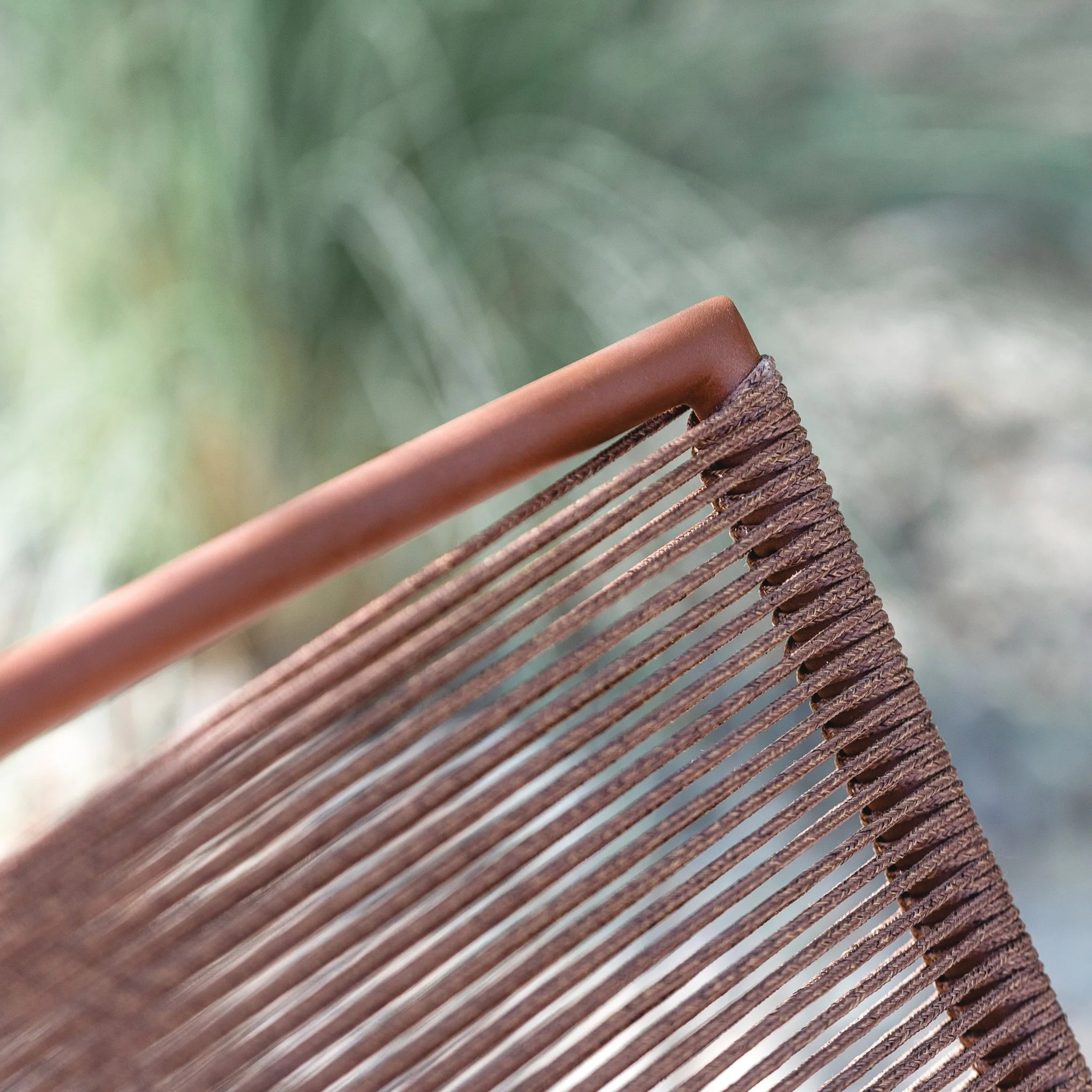 Play Lounge Chair - Brique - Image 6