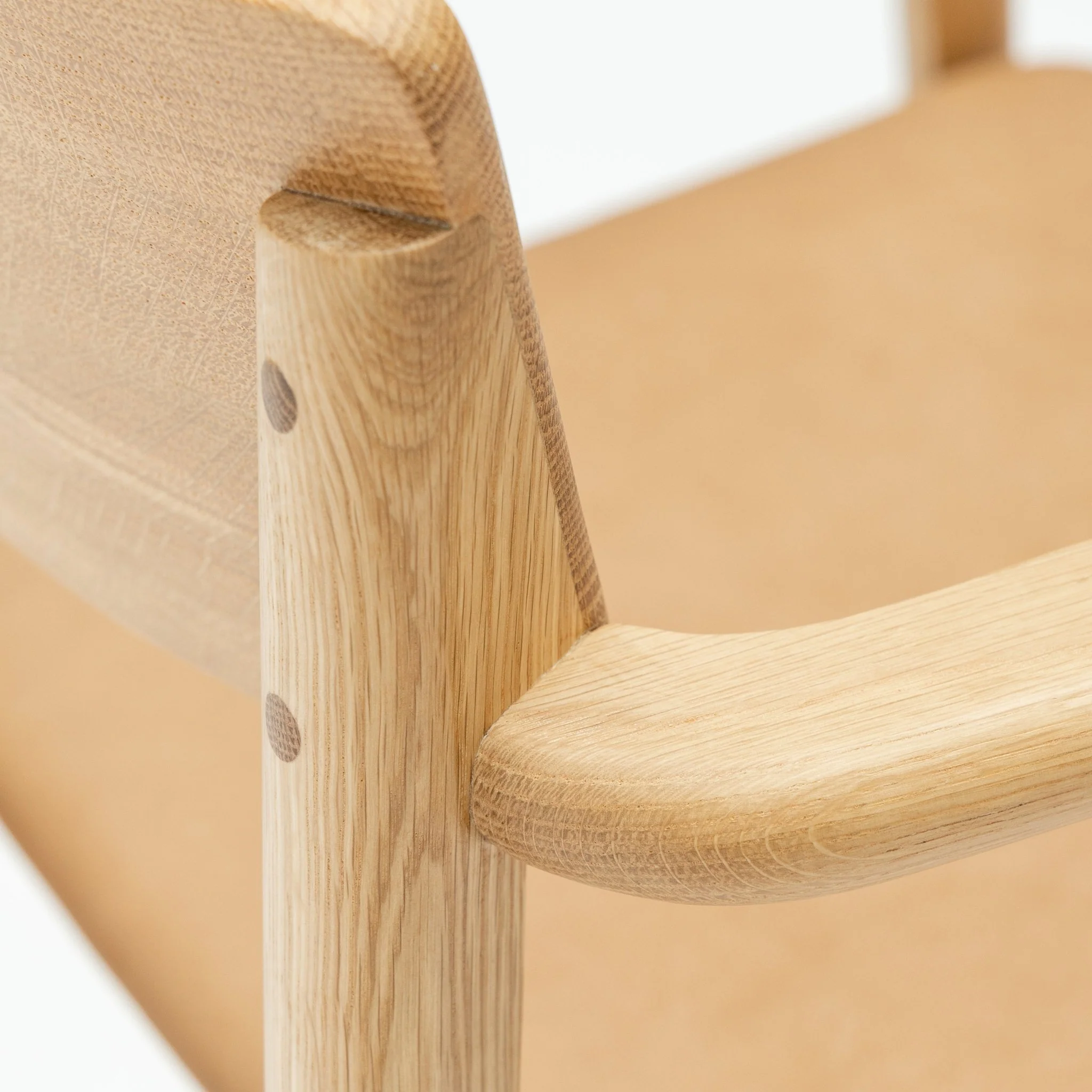 Poise Armchair - Light Oak & Pecan Leather - Image 7