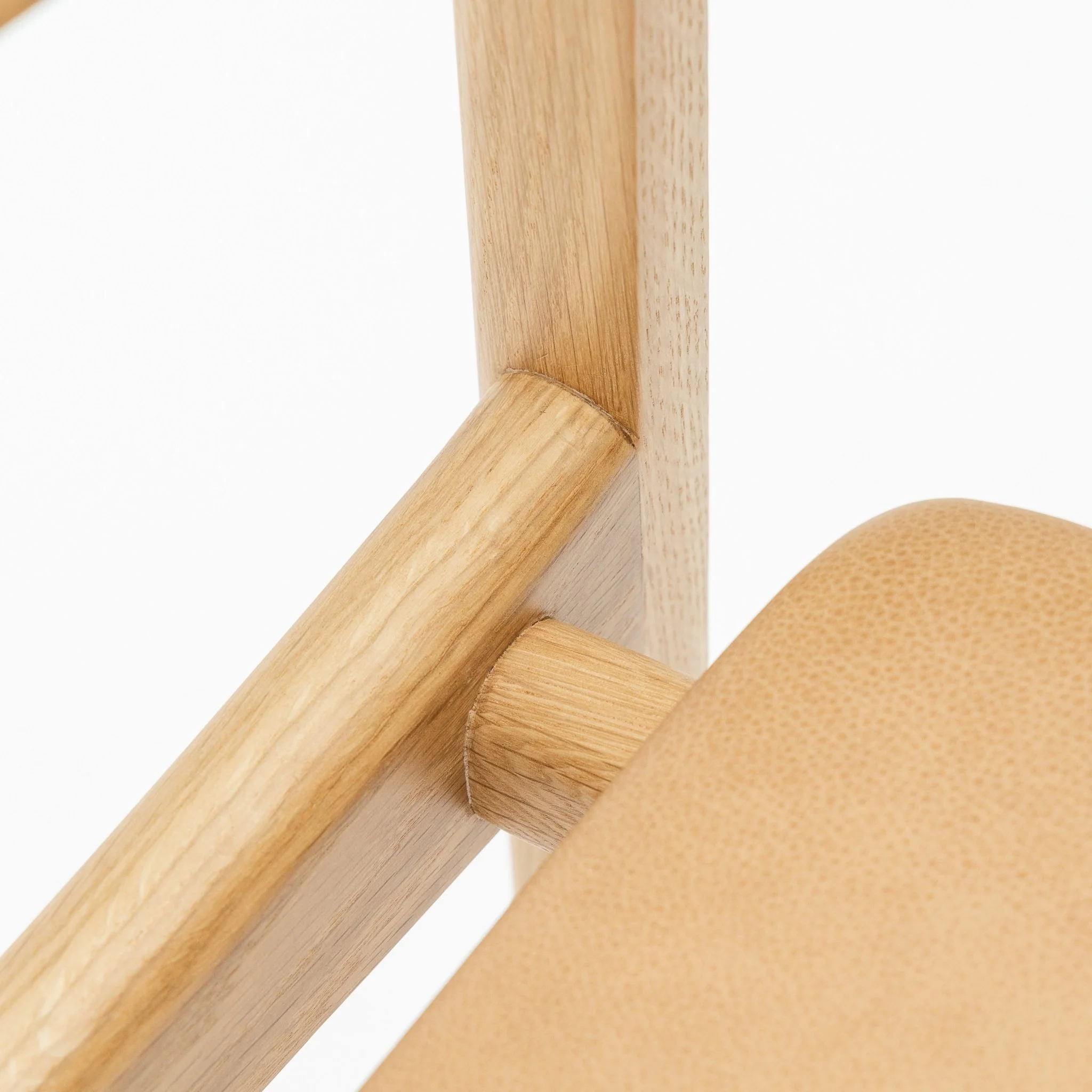 Poise Armchair - Light Oak & Pecan Leather - Image 8