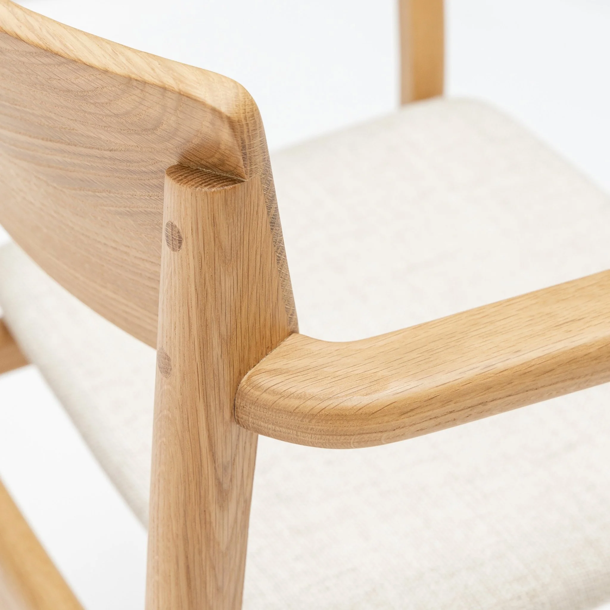 Poise Armchair - Light Oak & Oatmeal - Image 9