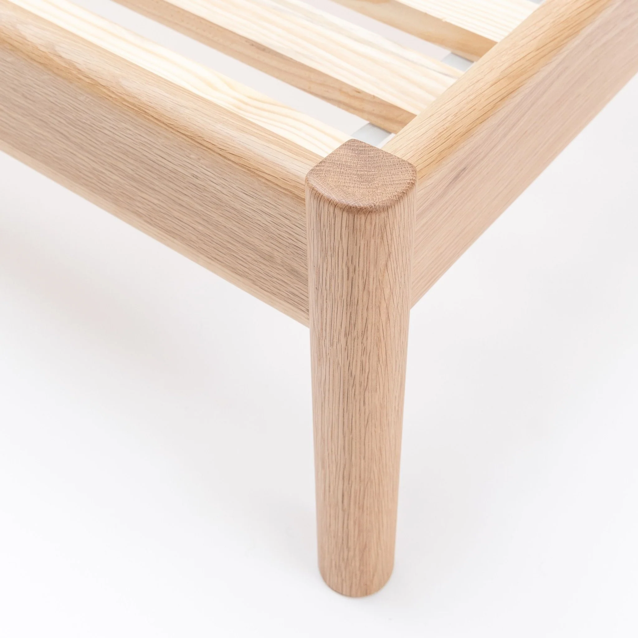 Poise Bed - Light Oak - Image 9