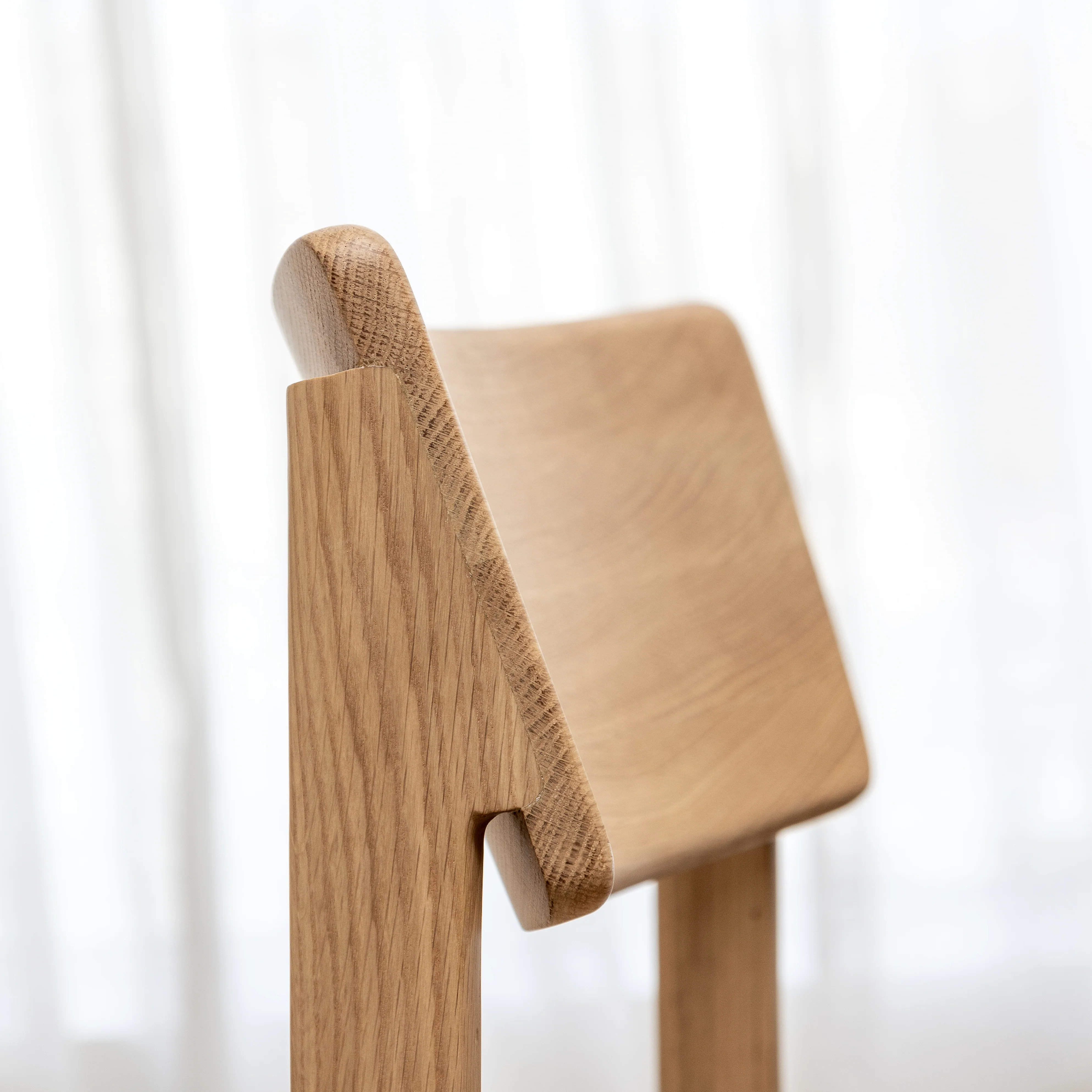Poise Chair - Light Oak - Image 4