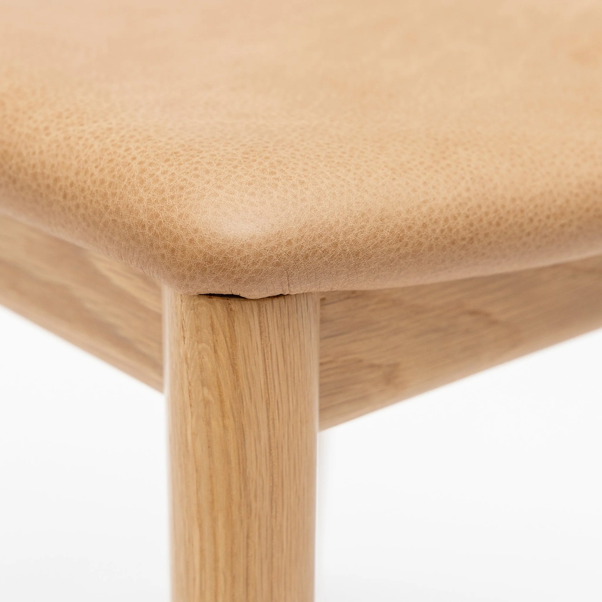 Poise Chair - Light Oak & Pecan Leather - Image 8