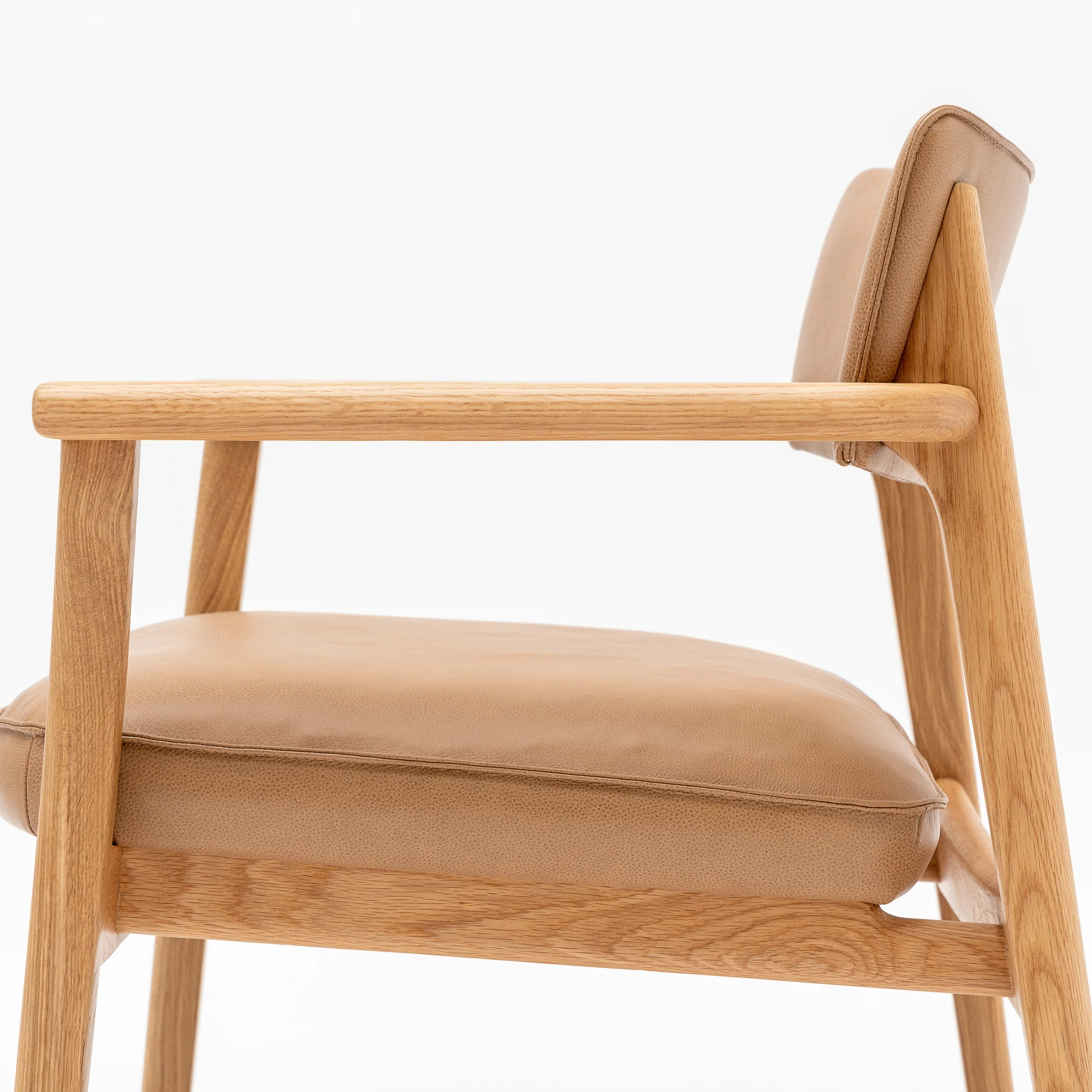 Poise Lounge Chair - Light Oak & Pecan Leather - Image 8