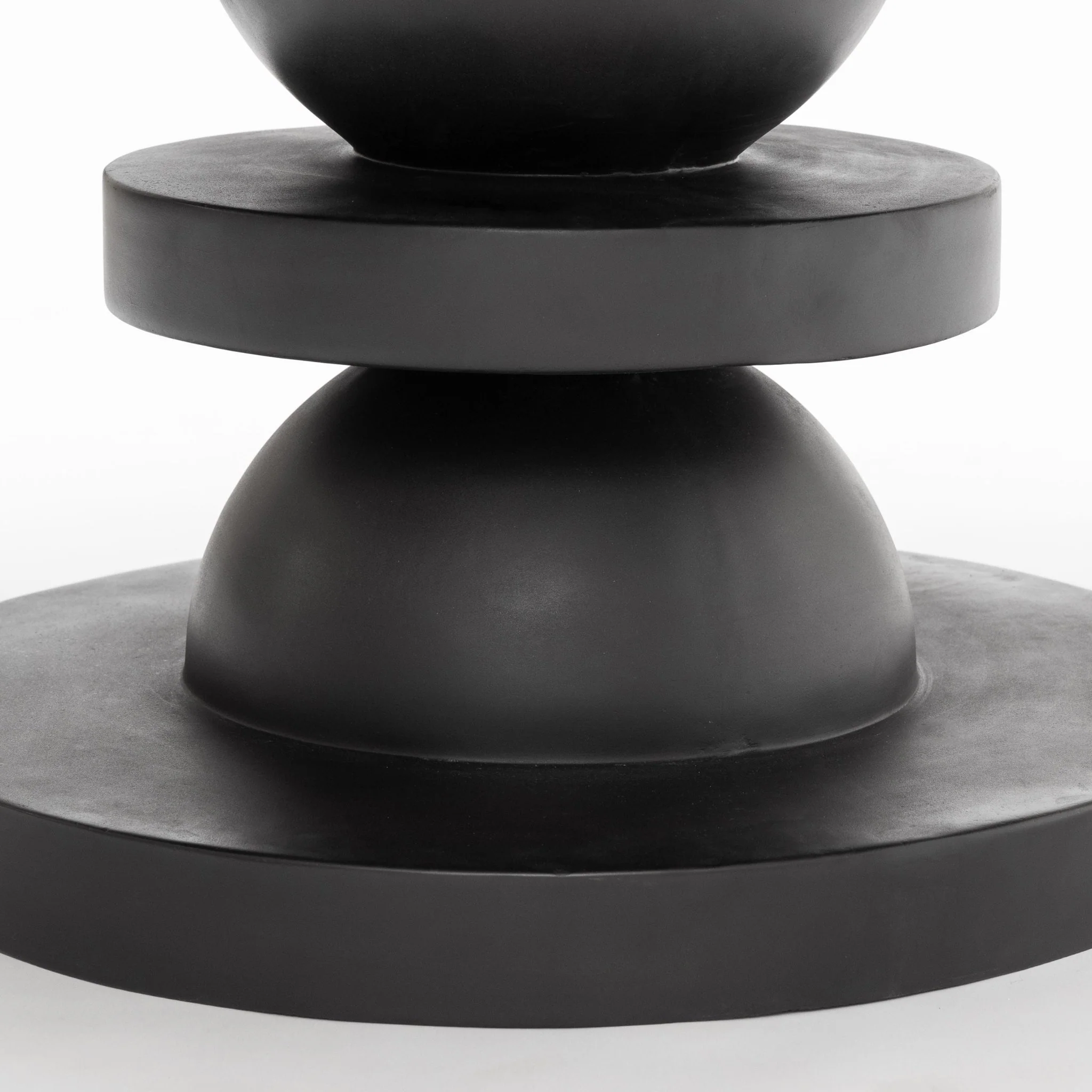 Regent Round Dining Table - Lava - Image 9