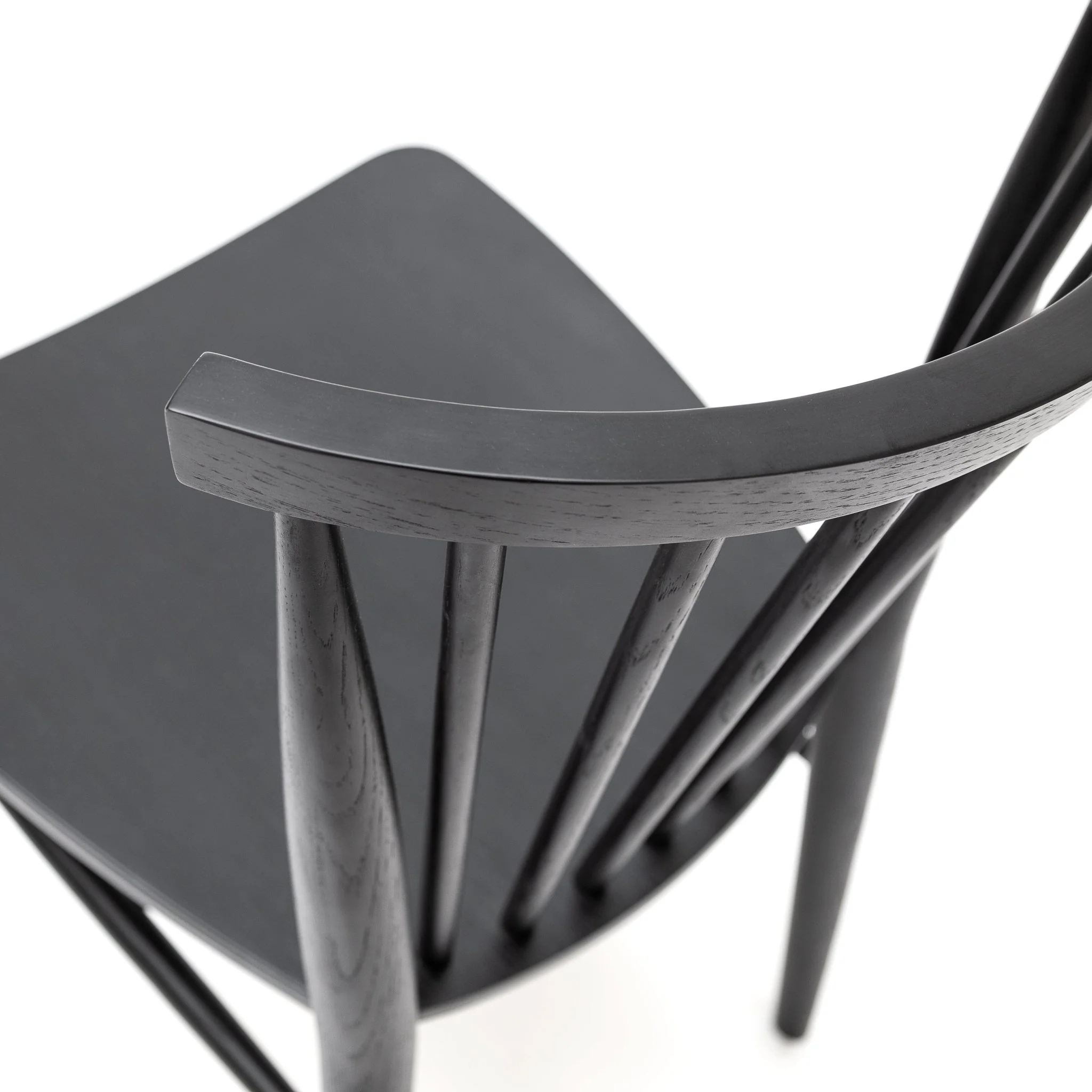 Requin Chair - Black - Image 3