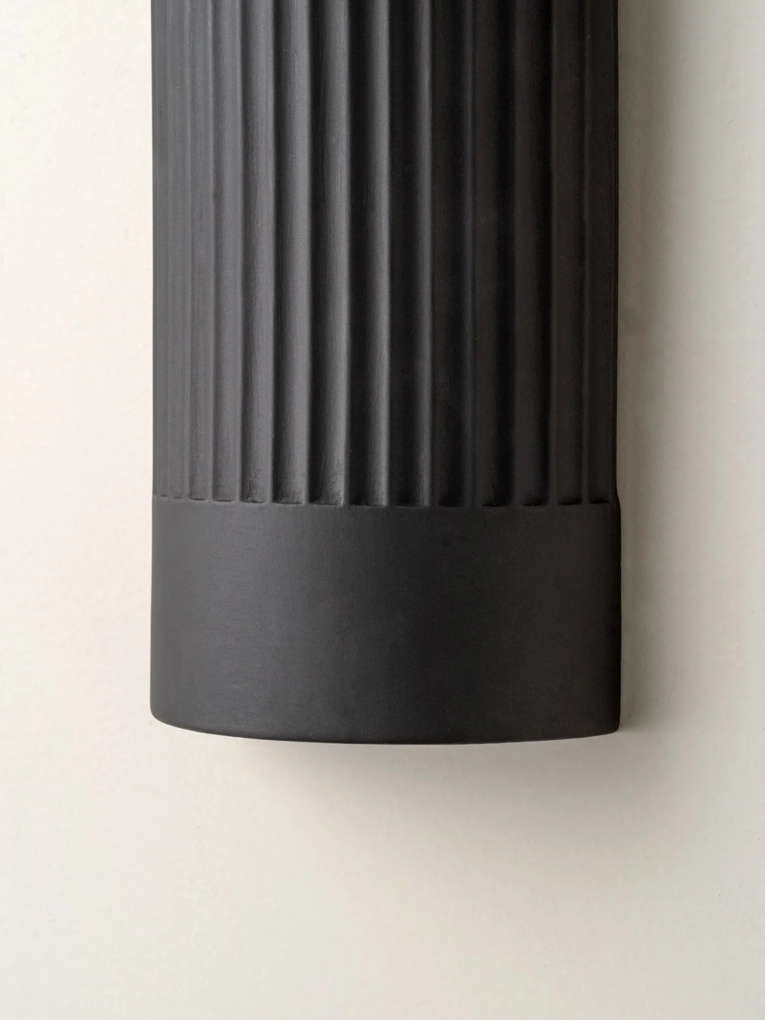 Nitara - Chocolate Ribbed Concrete Wall Light - Image 4