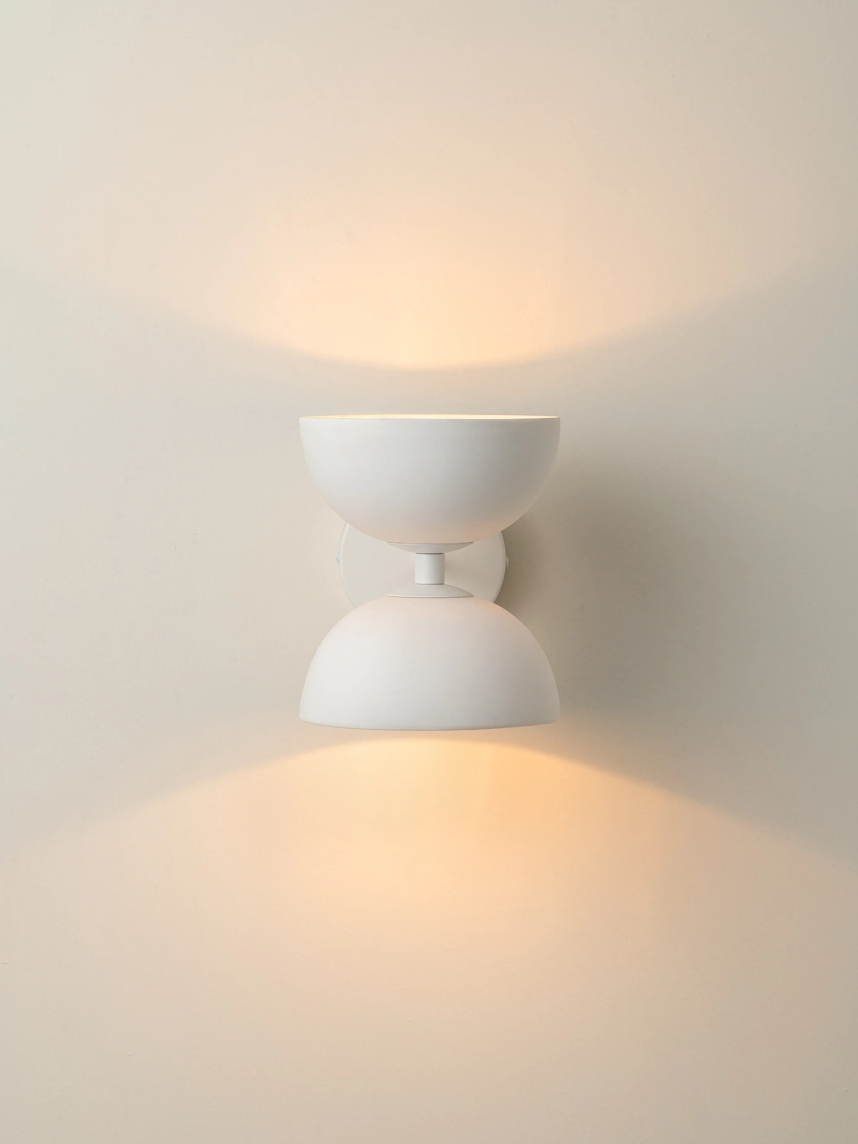Ruzo - 2 Light Porcelain White Wall Light - Image 4