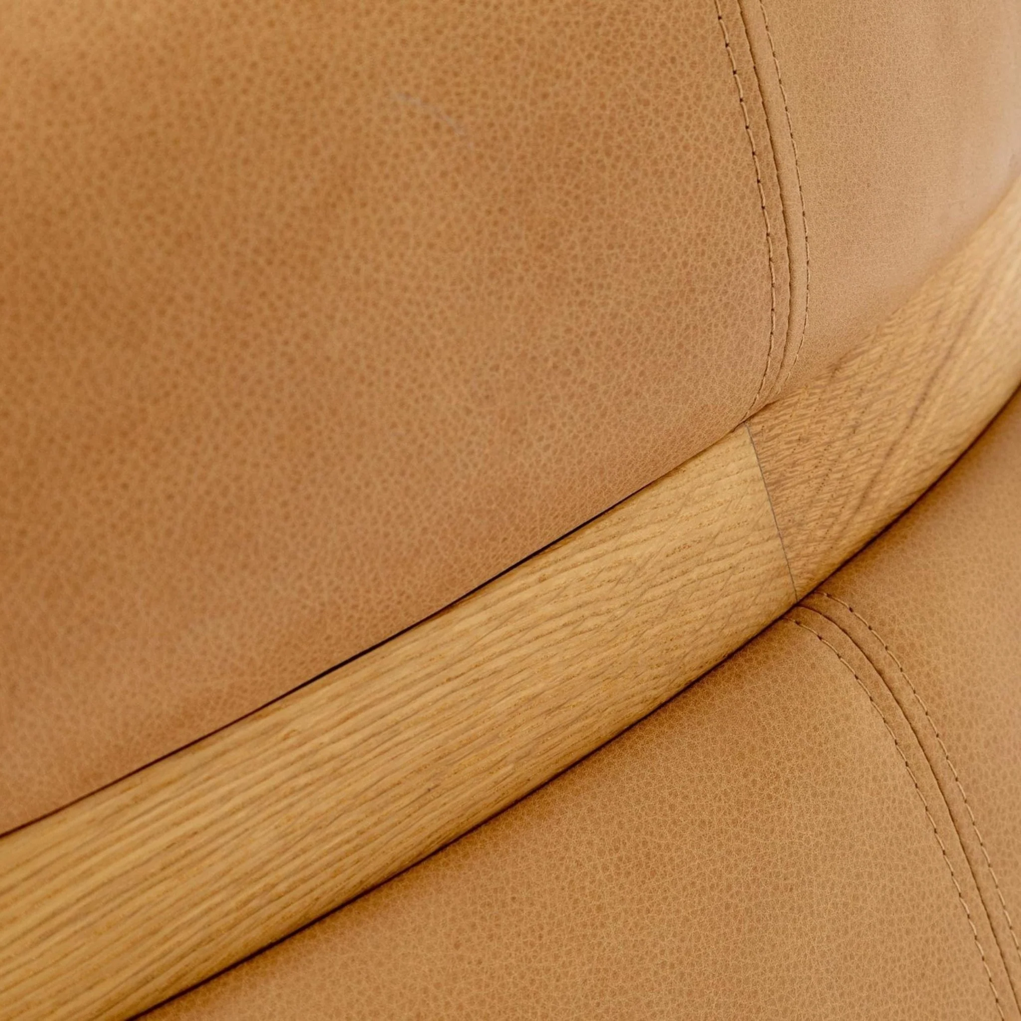 Saga Stool - Light Oak & Pecan Leather - Image 12