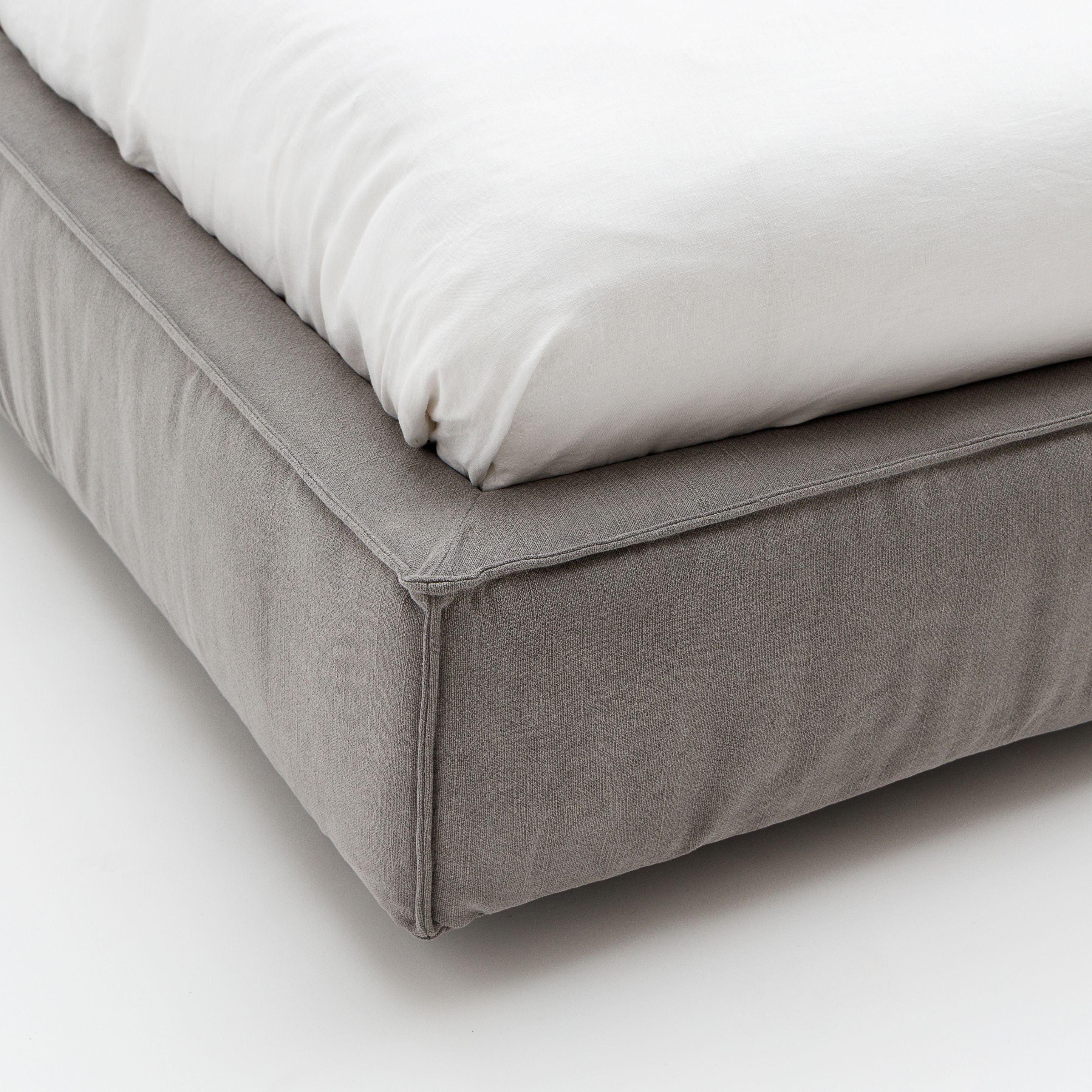 Santorini Standard Bed - Grey - Image 4