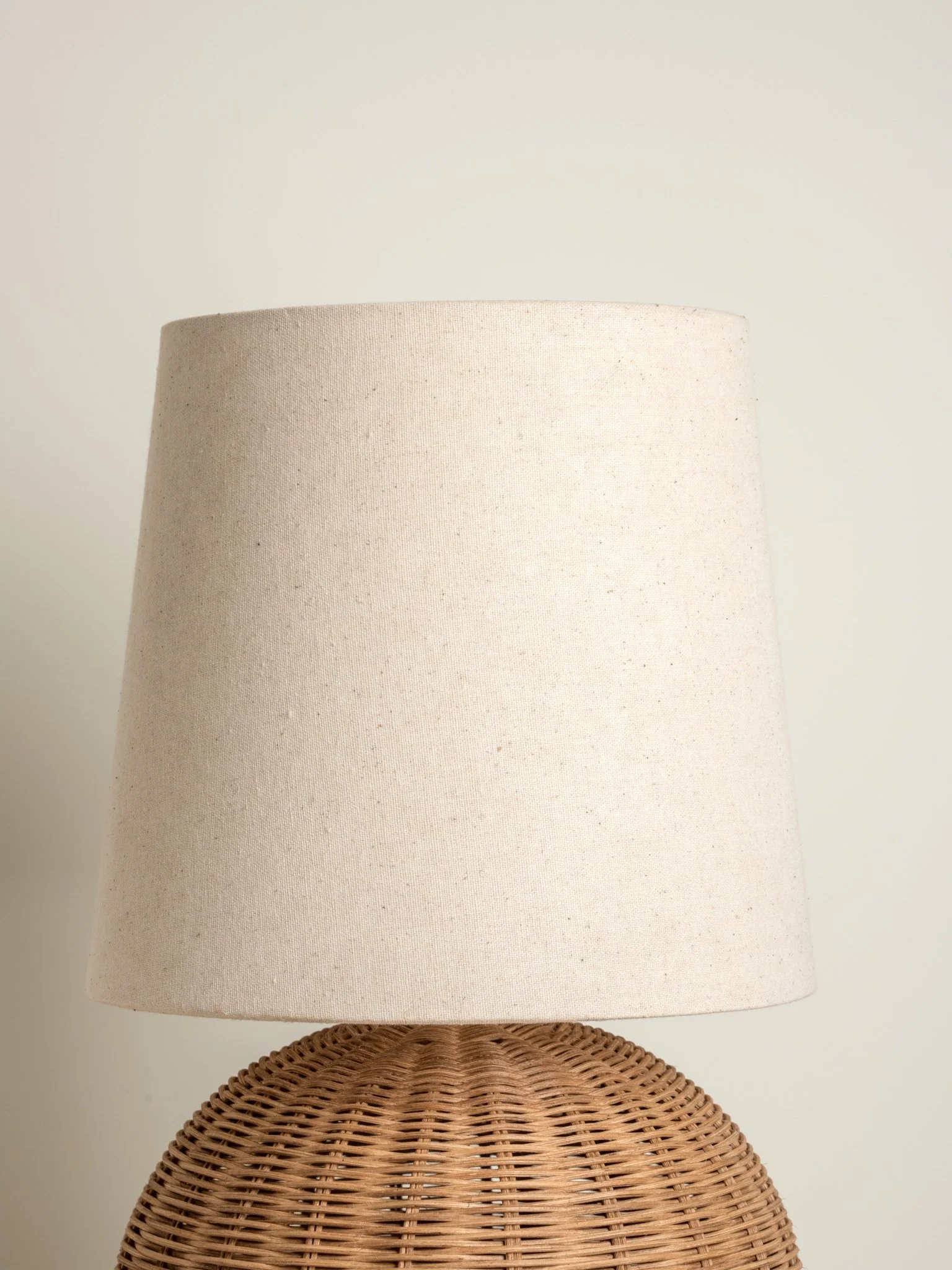 Sanvi - Rattan Globe Table Lamp - Image 3