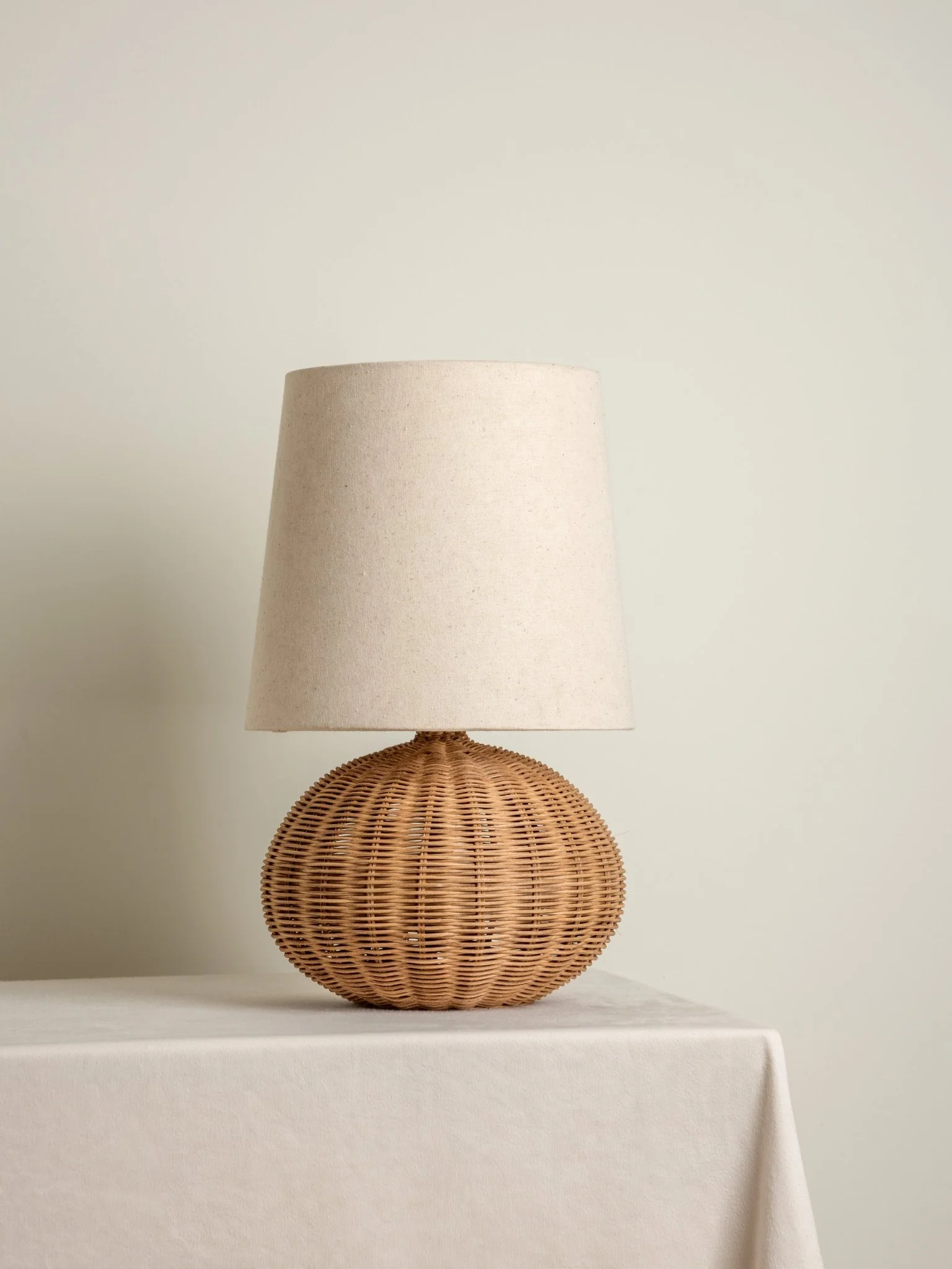 Sanvi - Rattan Globe Table Lamp - Image 4